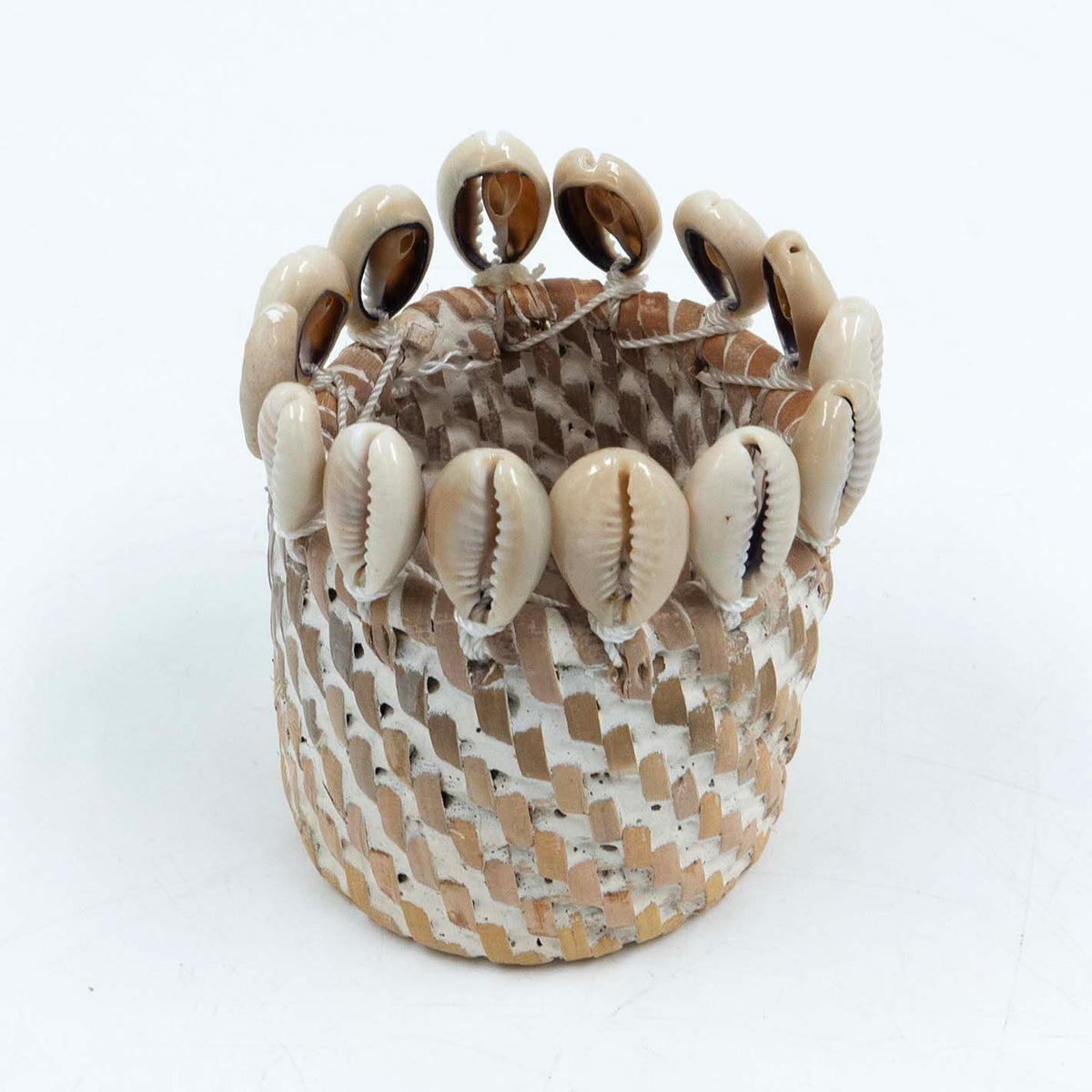 Shell Round Napkin Holder