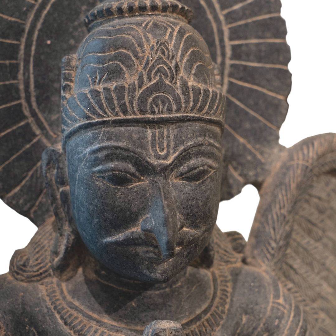 GARUDA SITTING