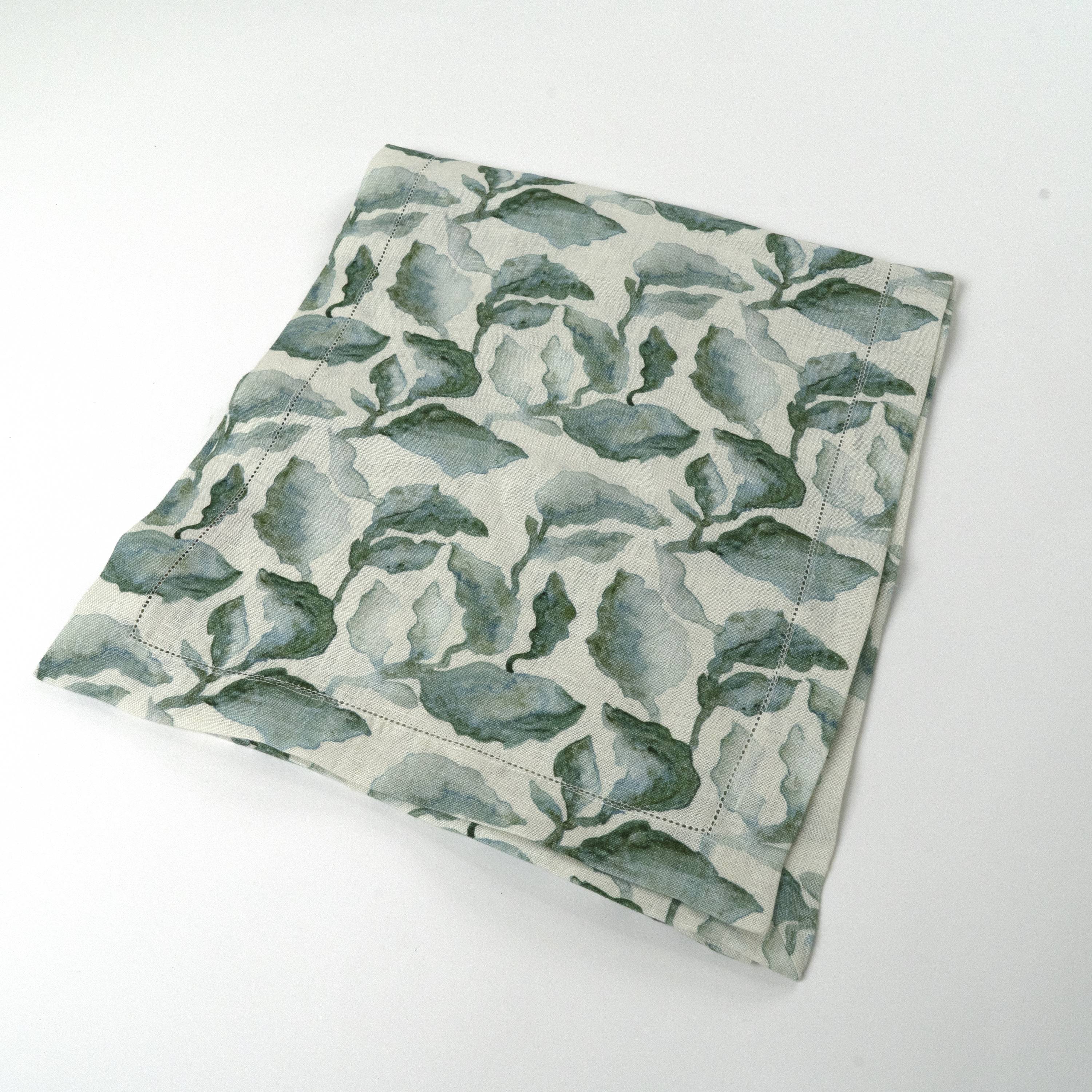 Buy Tableware |Cascade Table Runner Six seat |Shop at Beruru