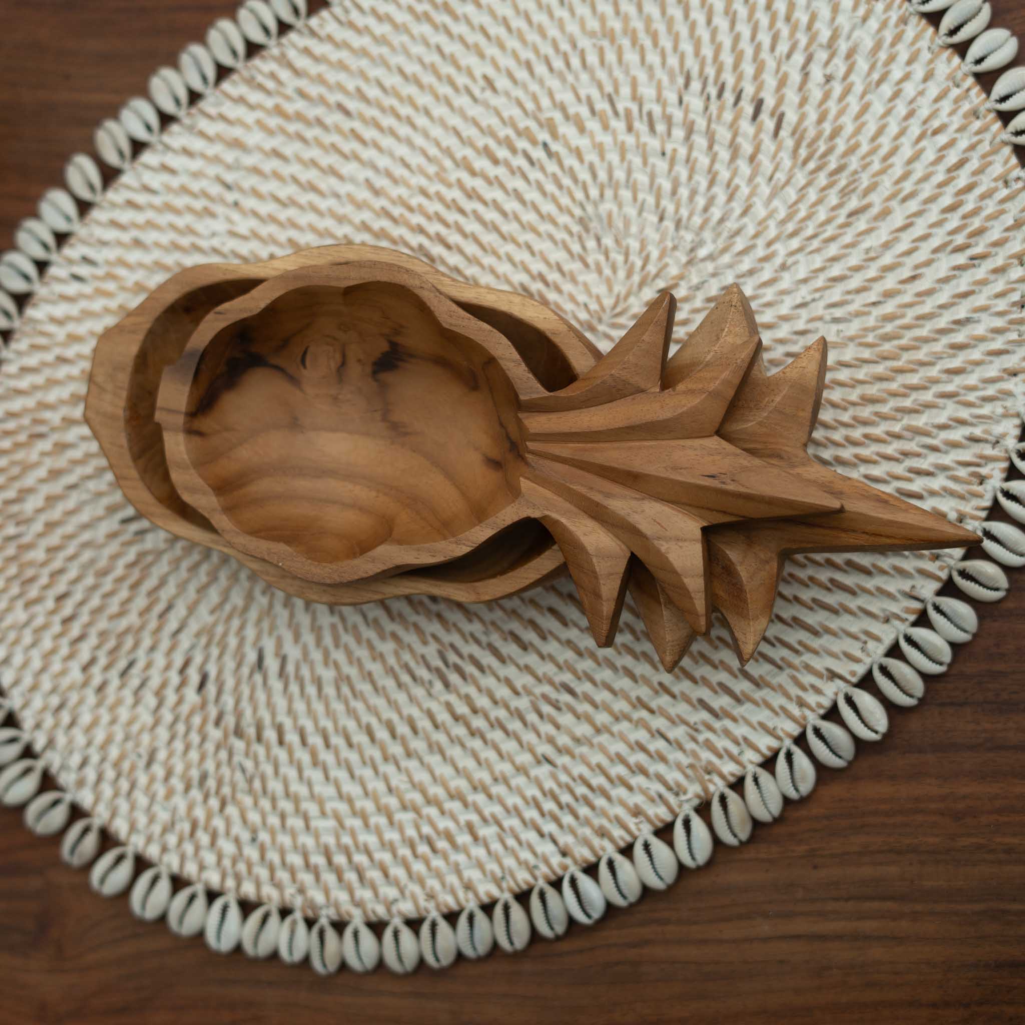 Yarah Teak Wood Pineapple Plate