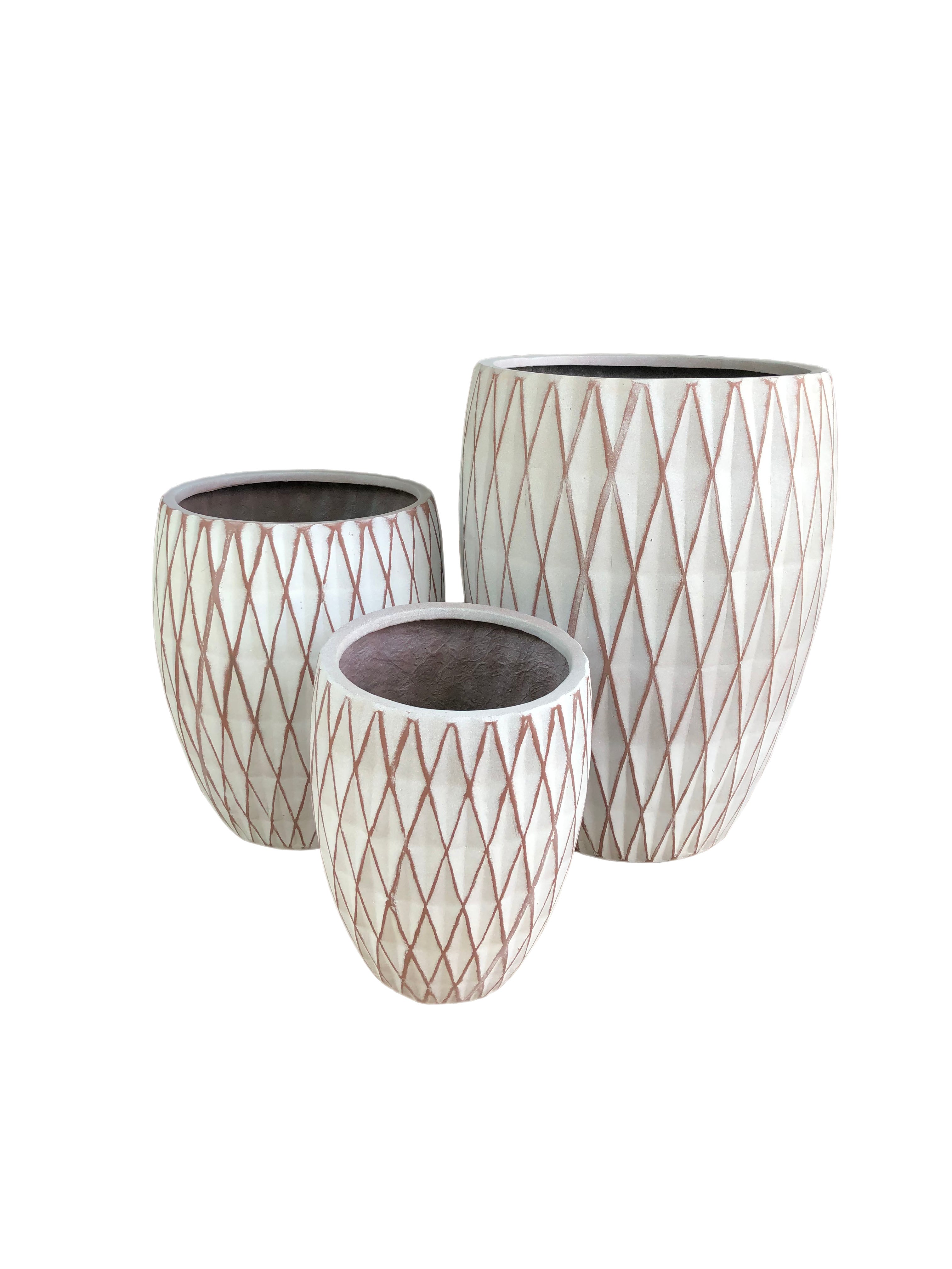 Diamond Off White FRP Egg Pot