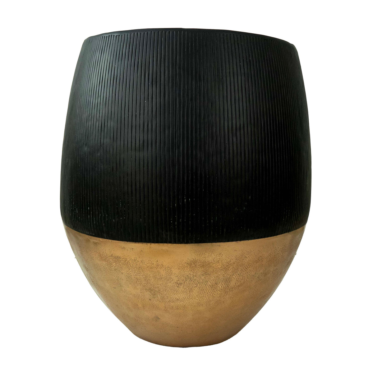 Black Fluted Pot