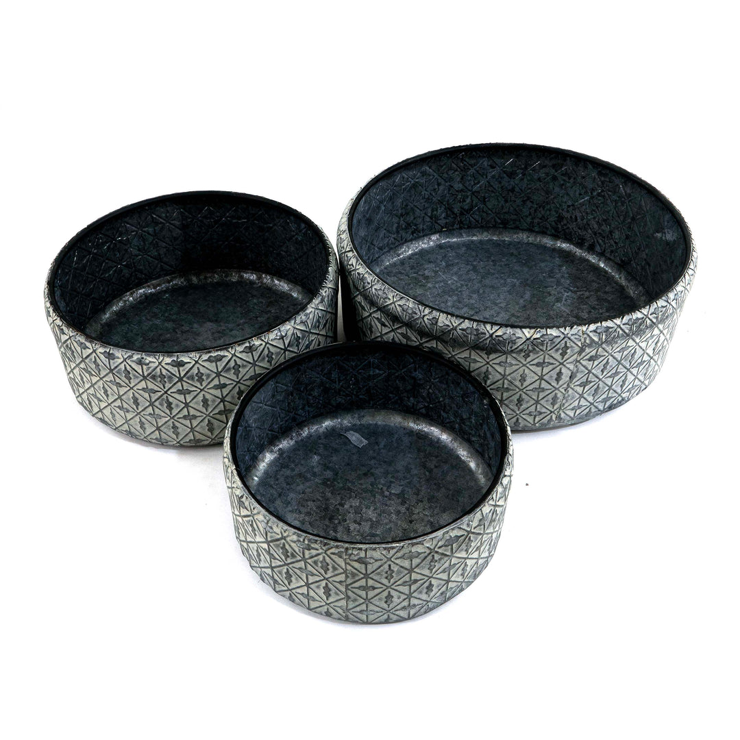 Sarah Oxidized Round Metal Planter