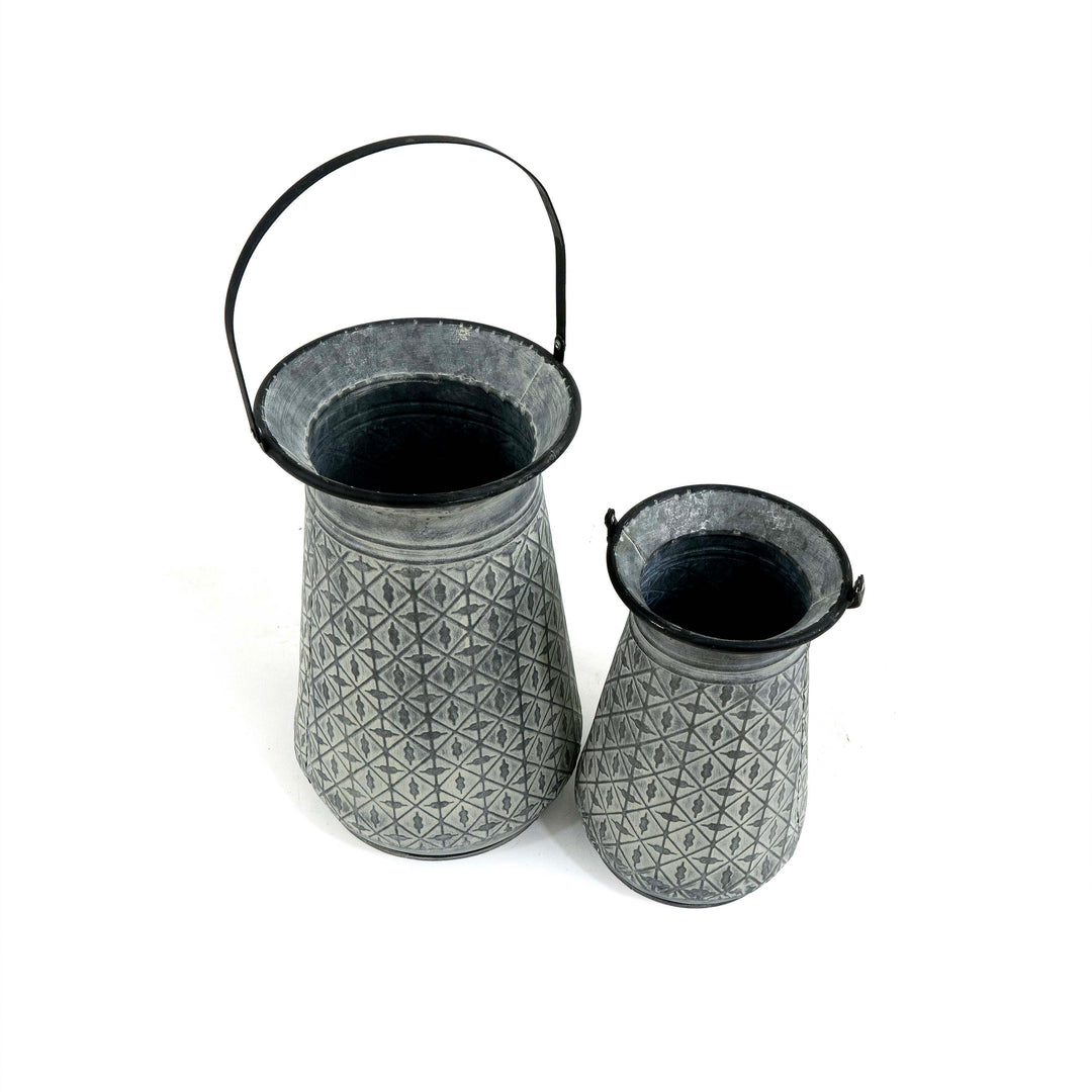 Gloria Metal Oxidized Vase With Holder