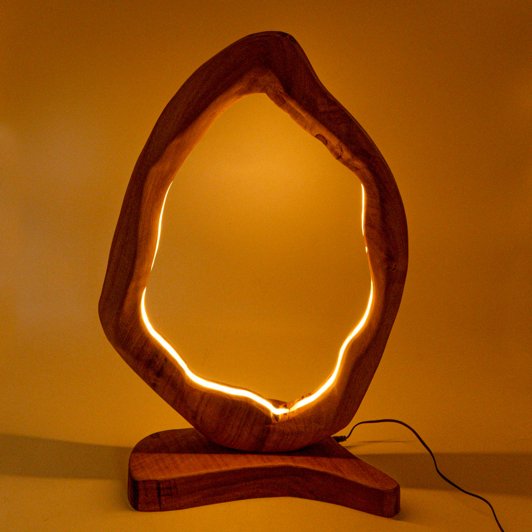 Nextel Live Edge Frame Curvy Table Lamp