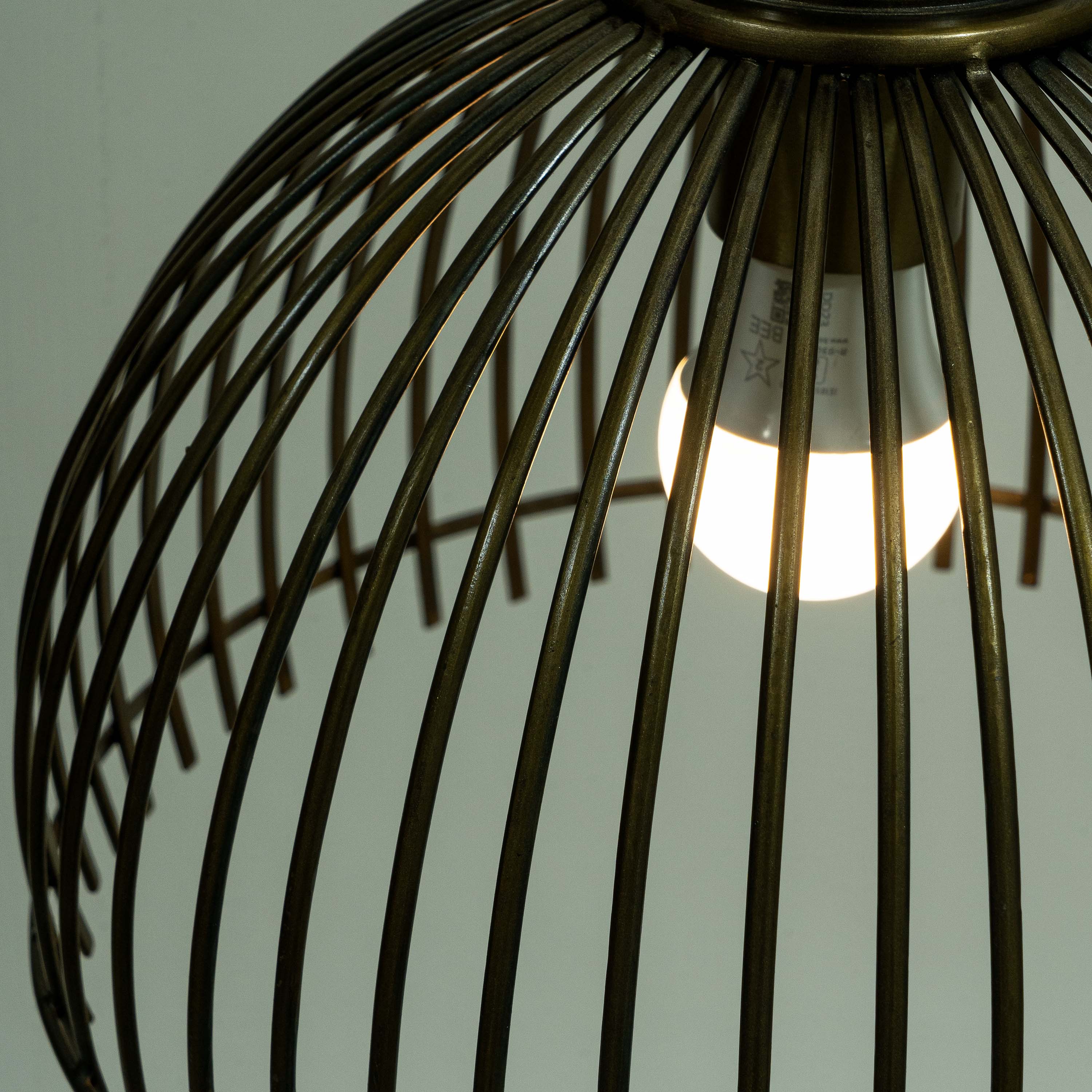 Round Metal Bulan Pendant Lamp