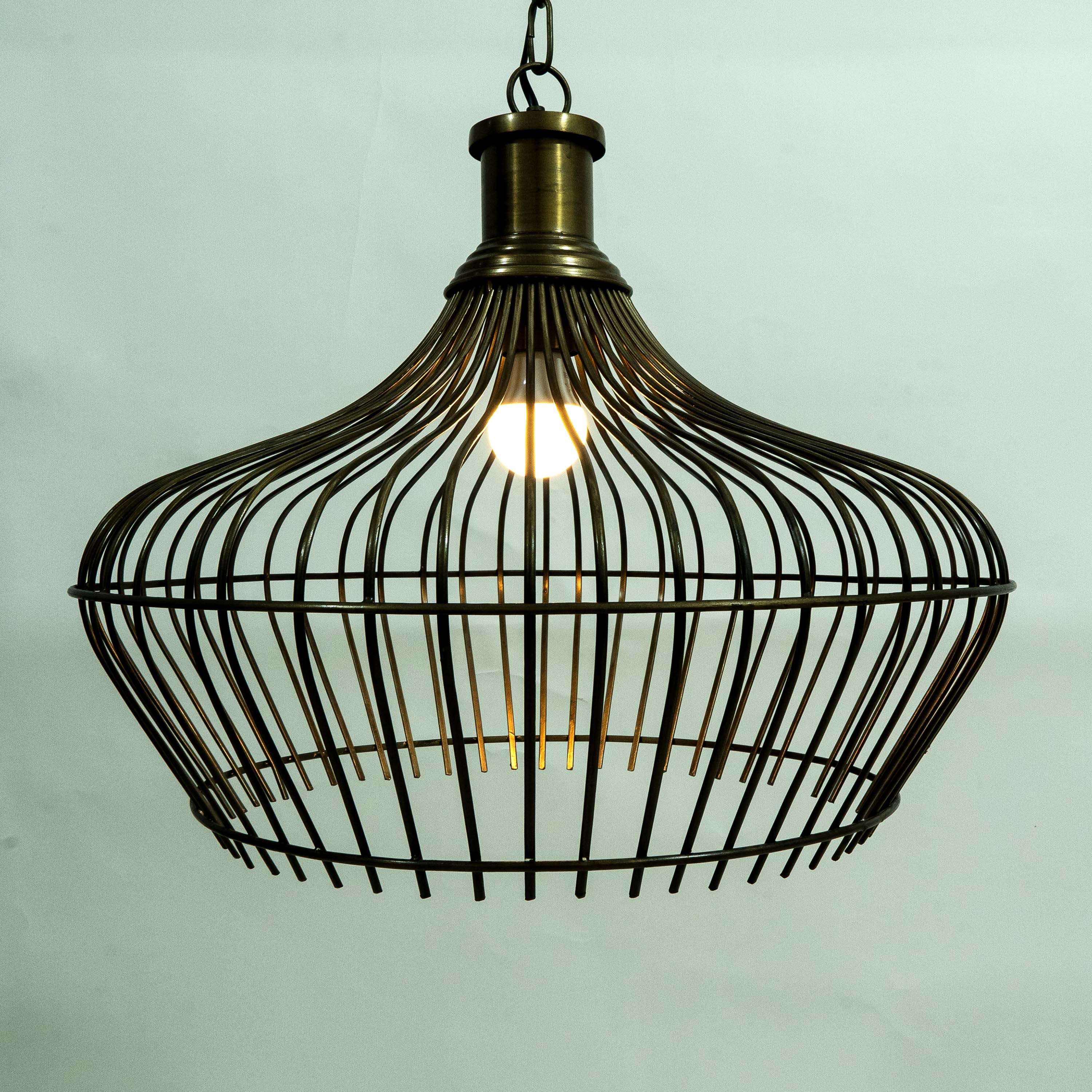 Metal Bulan Light