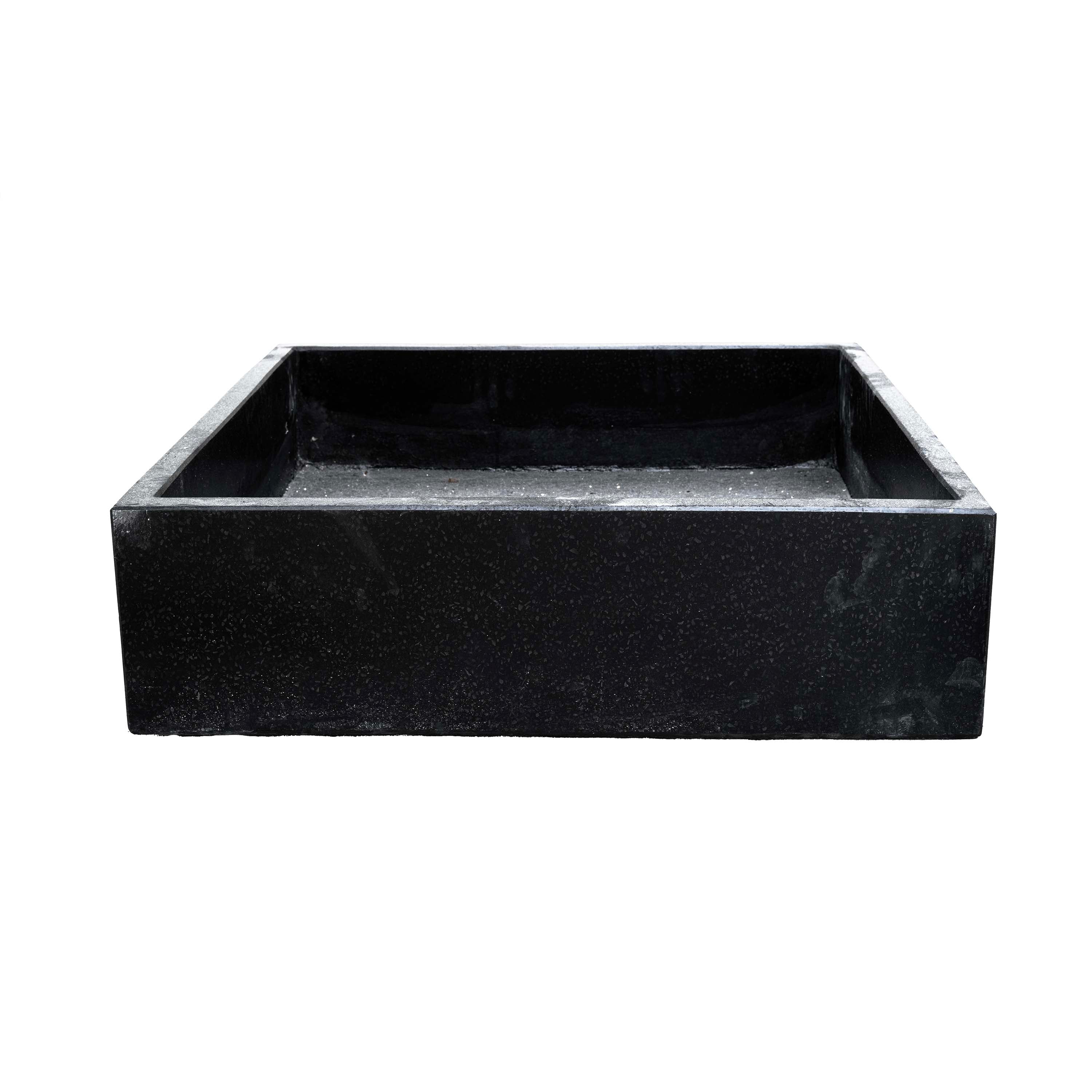TERRAZZO POND BASE