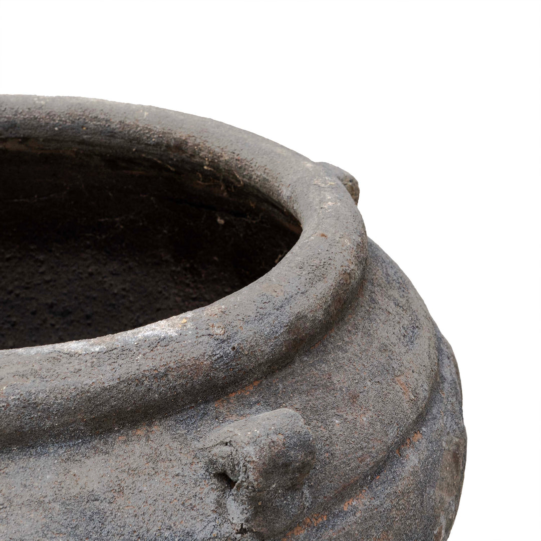 GARLAND URN