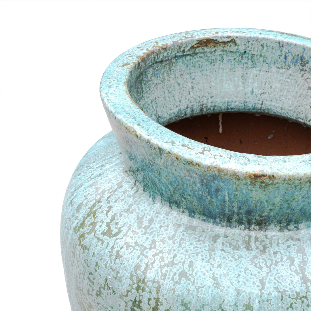 LARGE URN