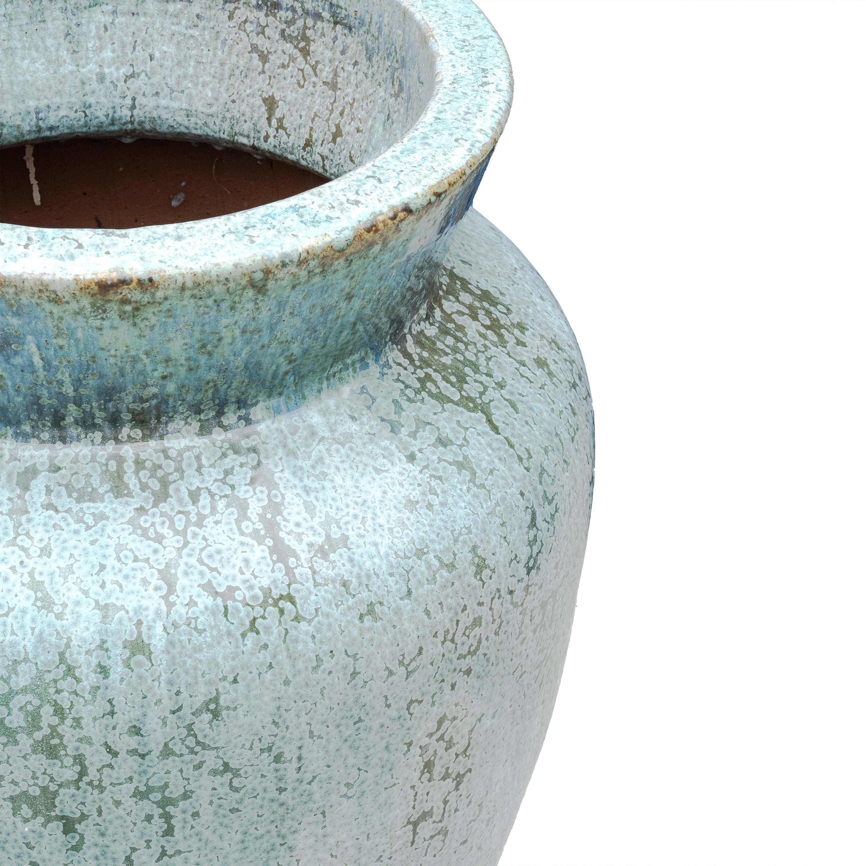 LARGE URN
