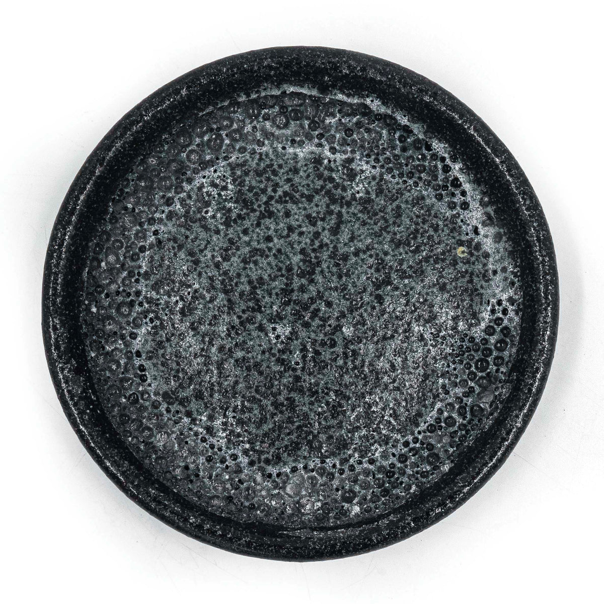 Round Pot With Saucer Black