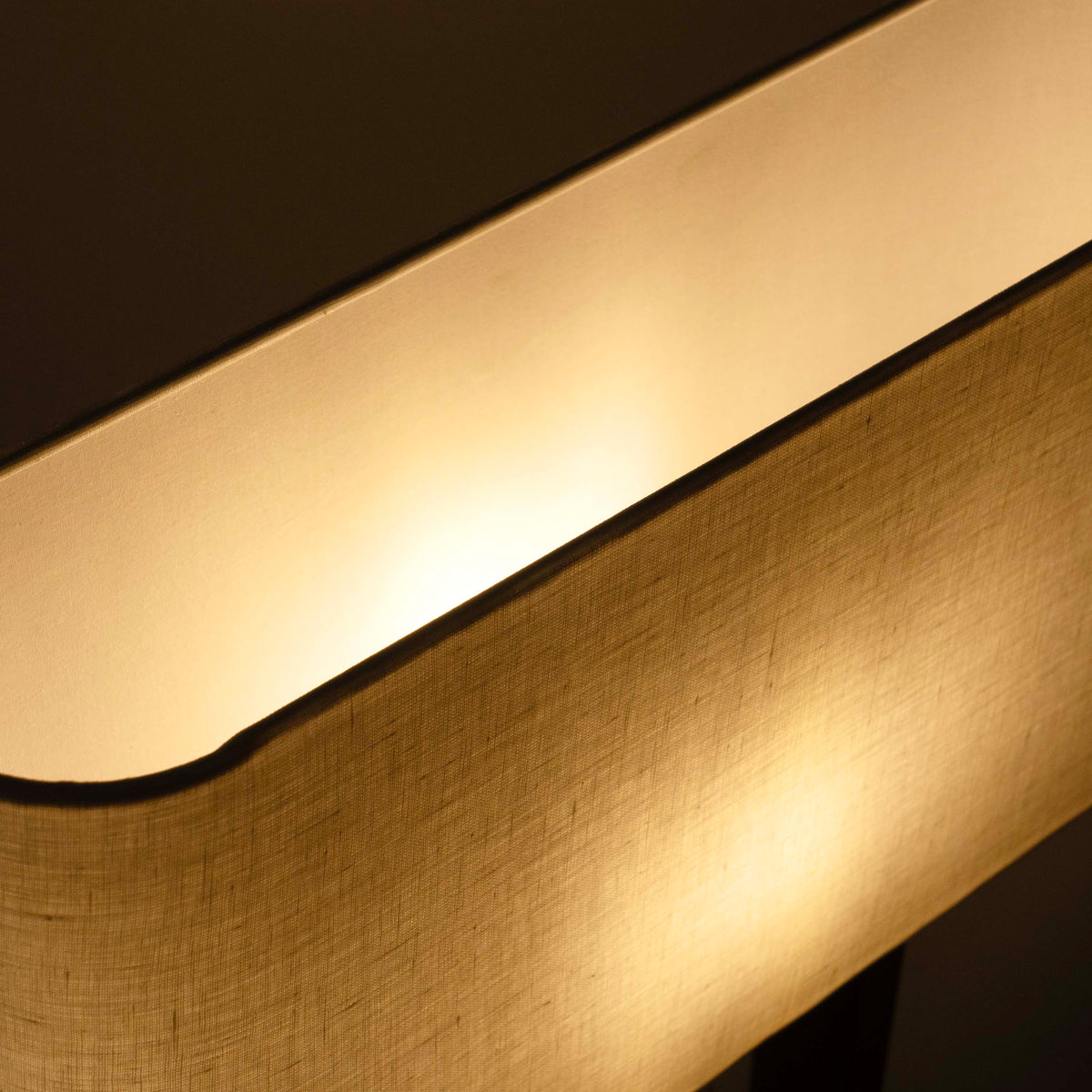 Table Lamp With Decor Hanging