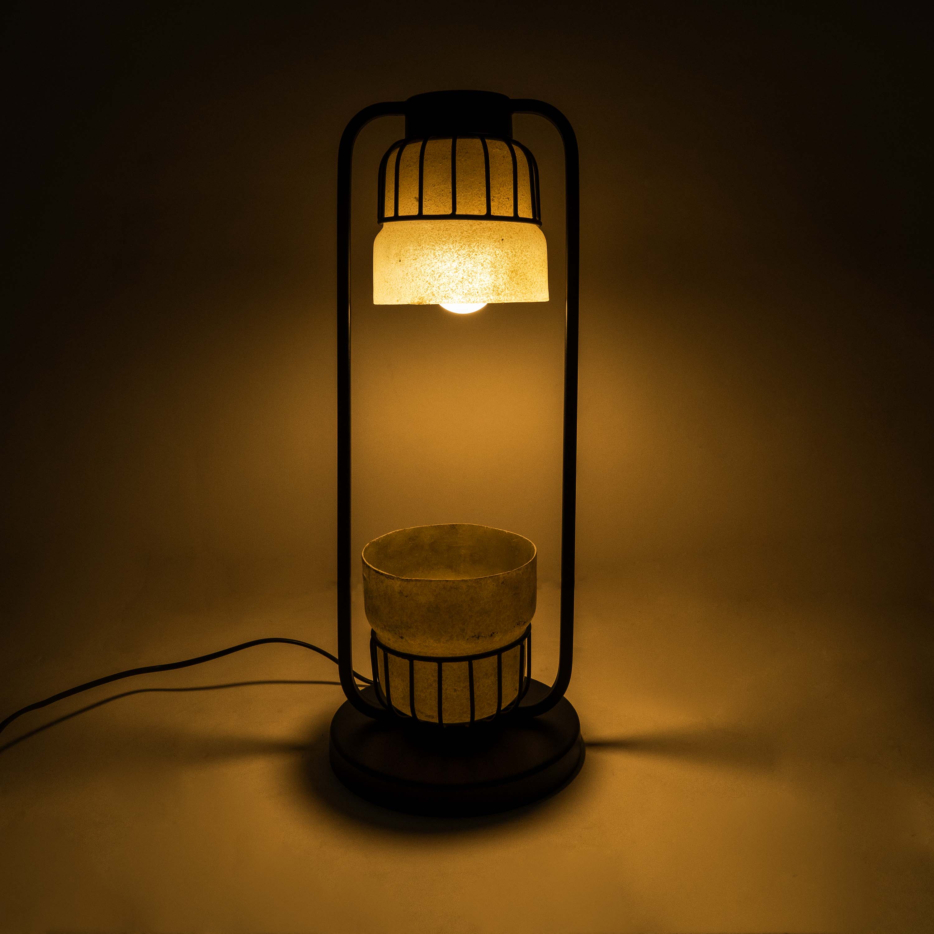 Table Lamp Cum Planter