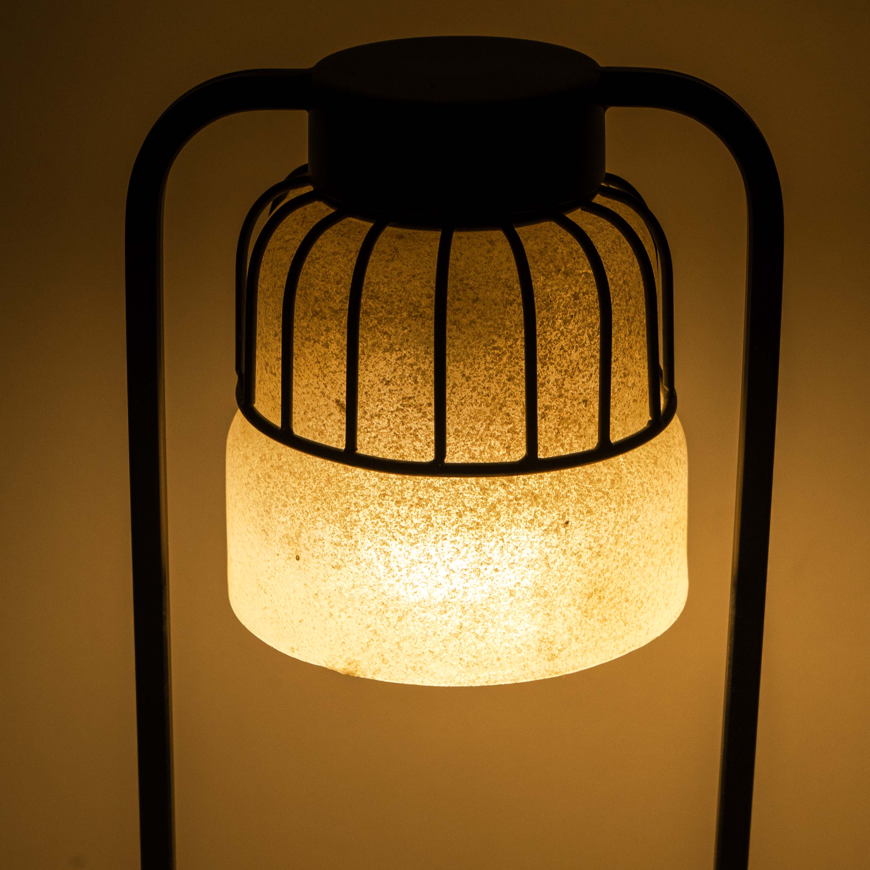 Table Lamp Cum Planter