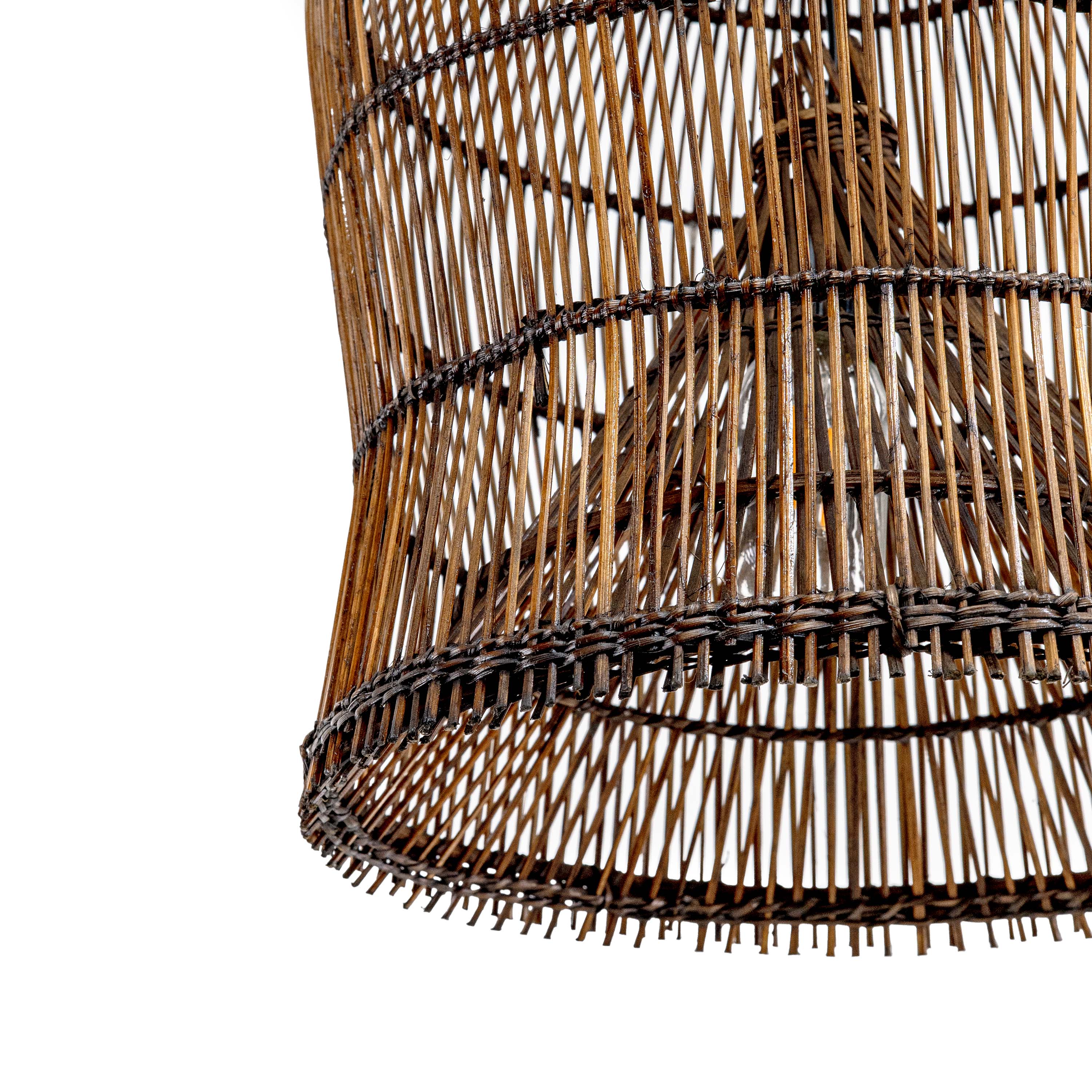 RATTAN WOVEN PENDANT LAMP