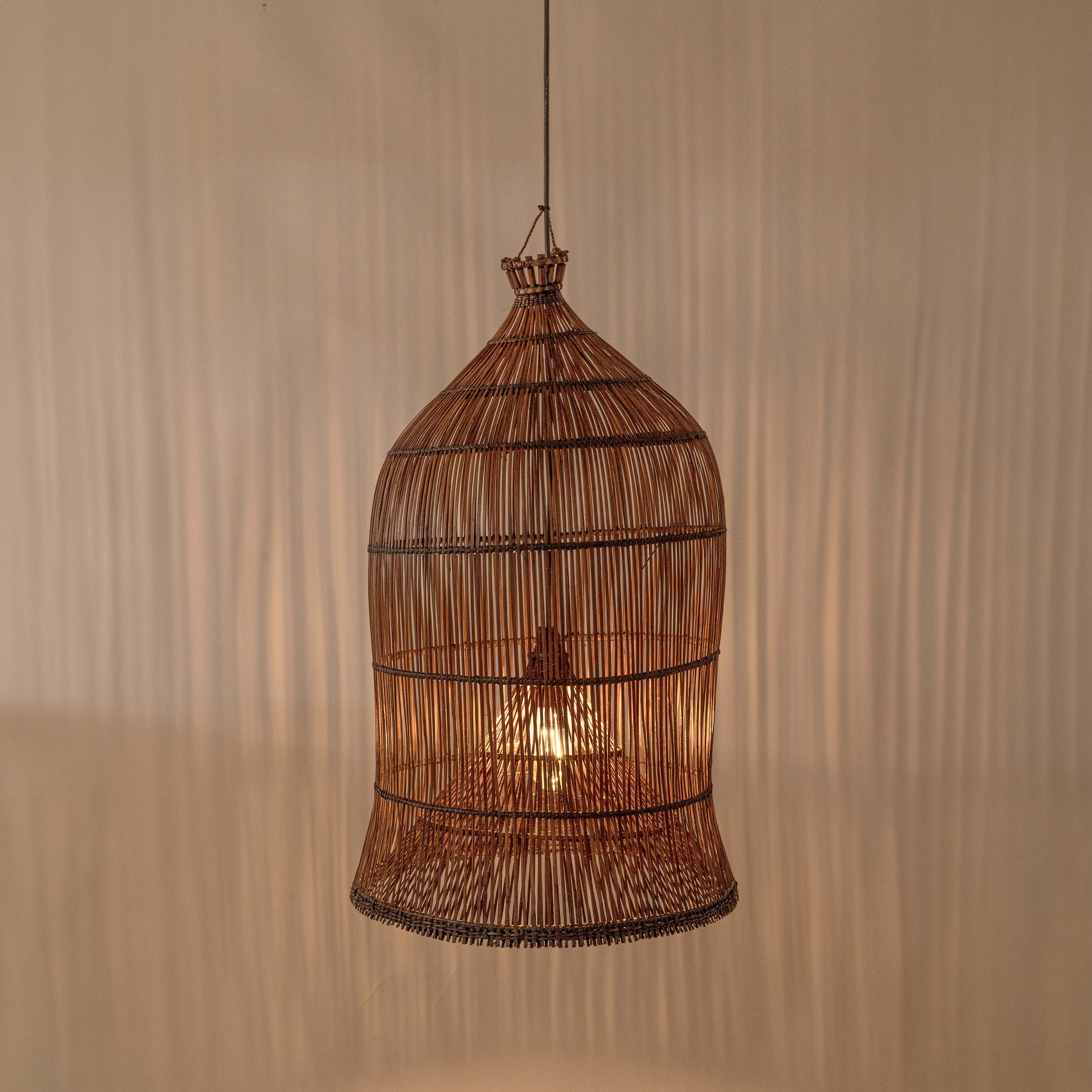 RATTAN WOVEN PENDANT LAMP