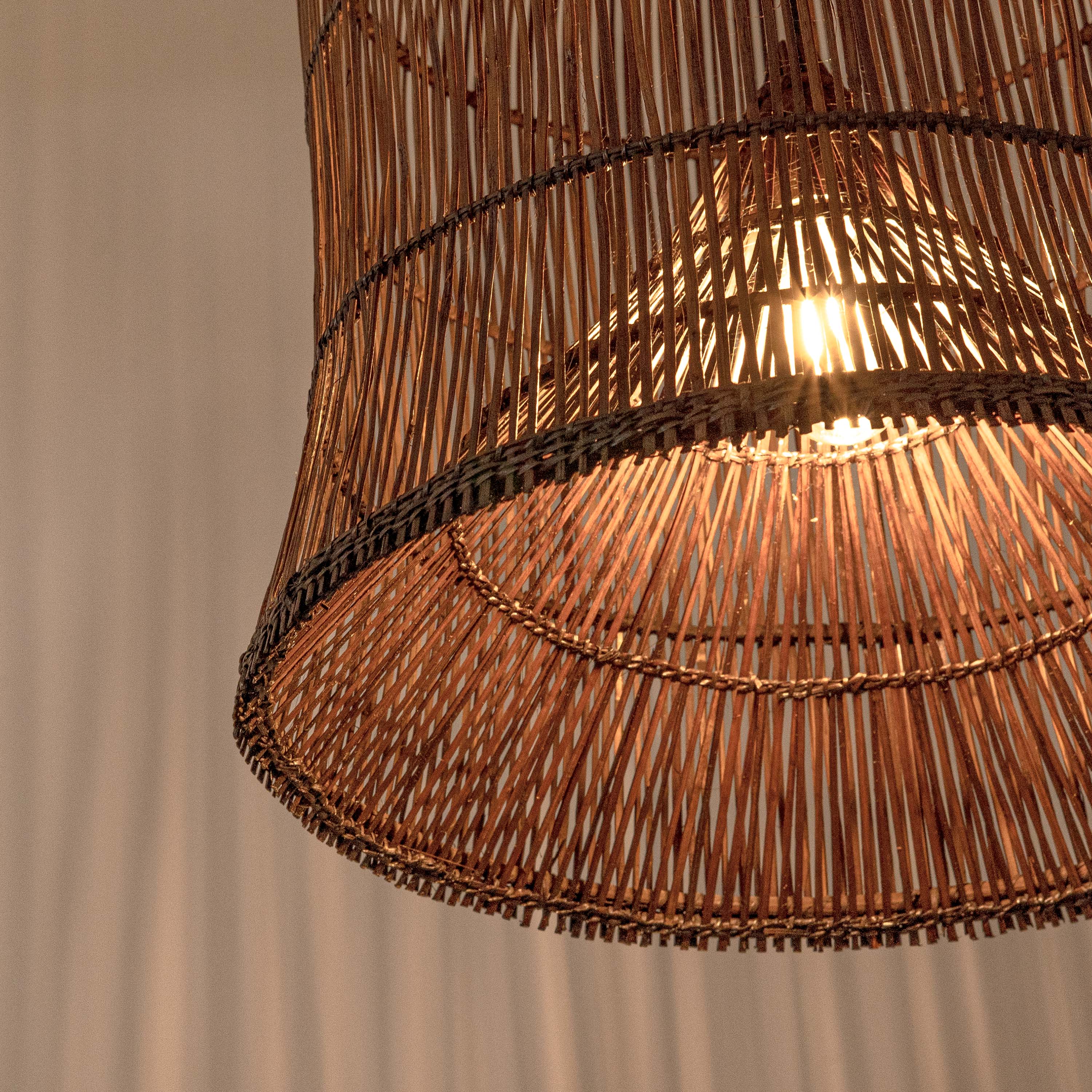 RATTAN WOVEN PENDANT LAMP