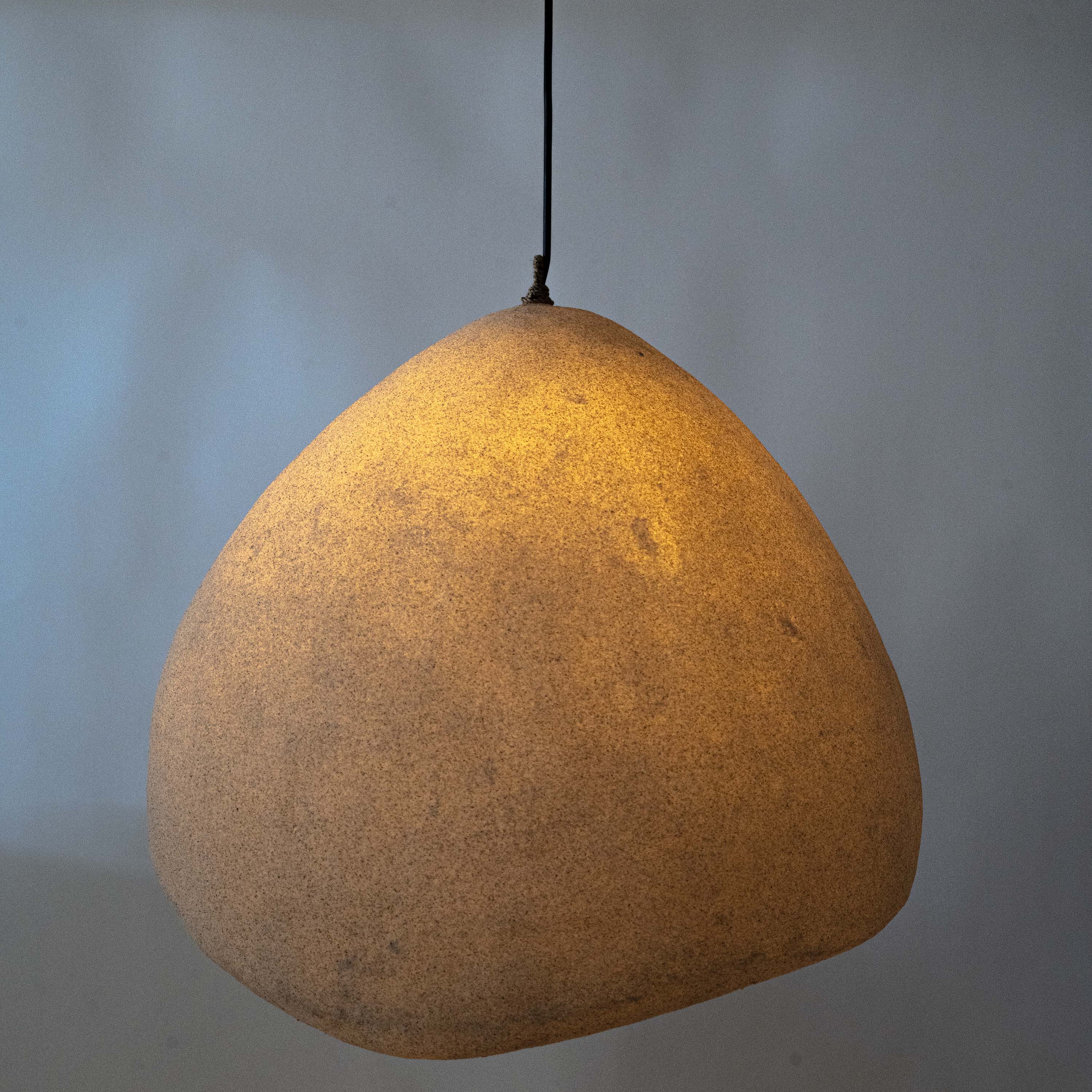 OMABK EGG HANGING CLUSTER LAMP
