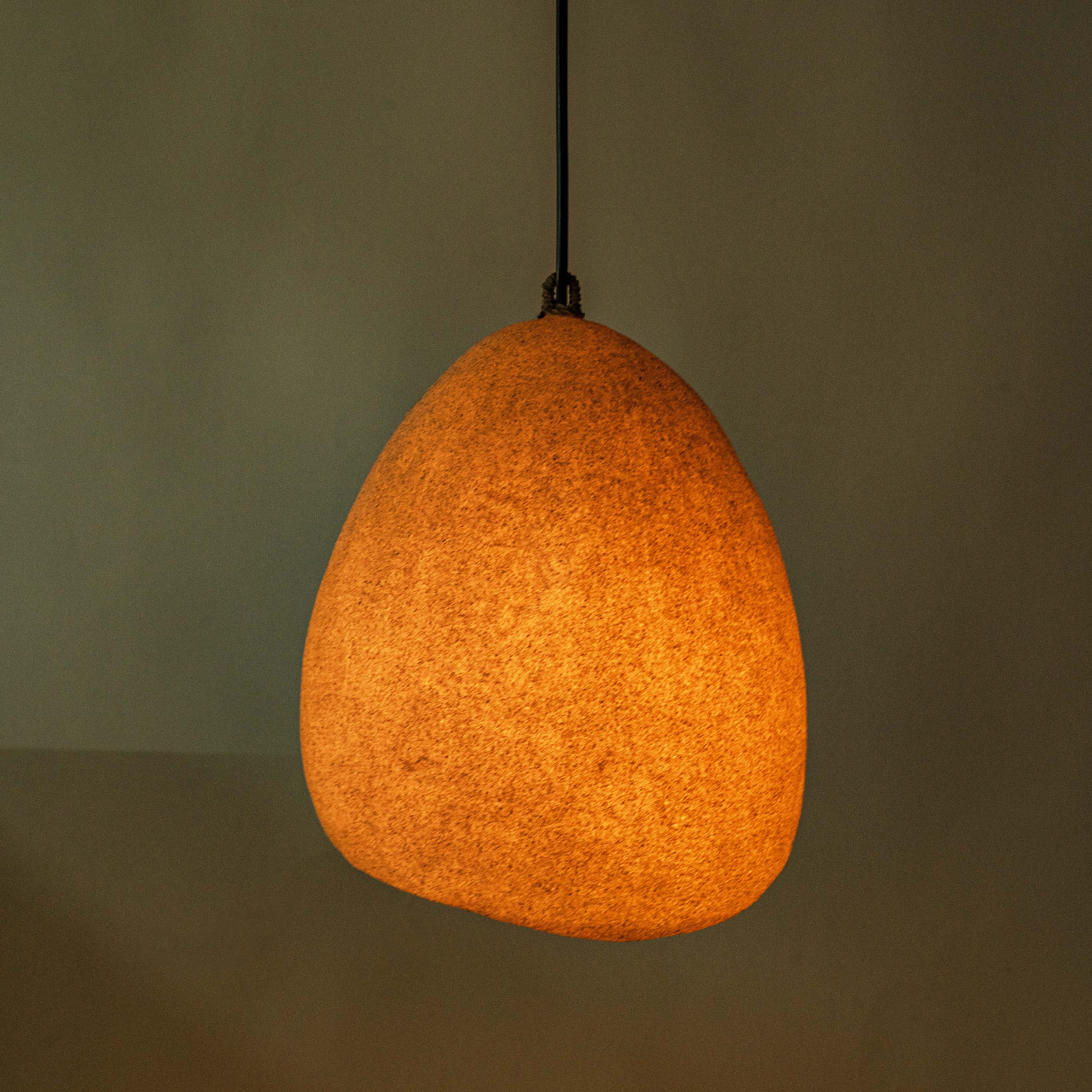 OMABK EGG HANGING CLUSTER LAMP