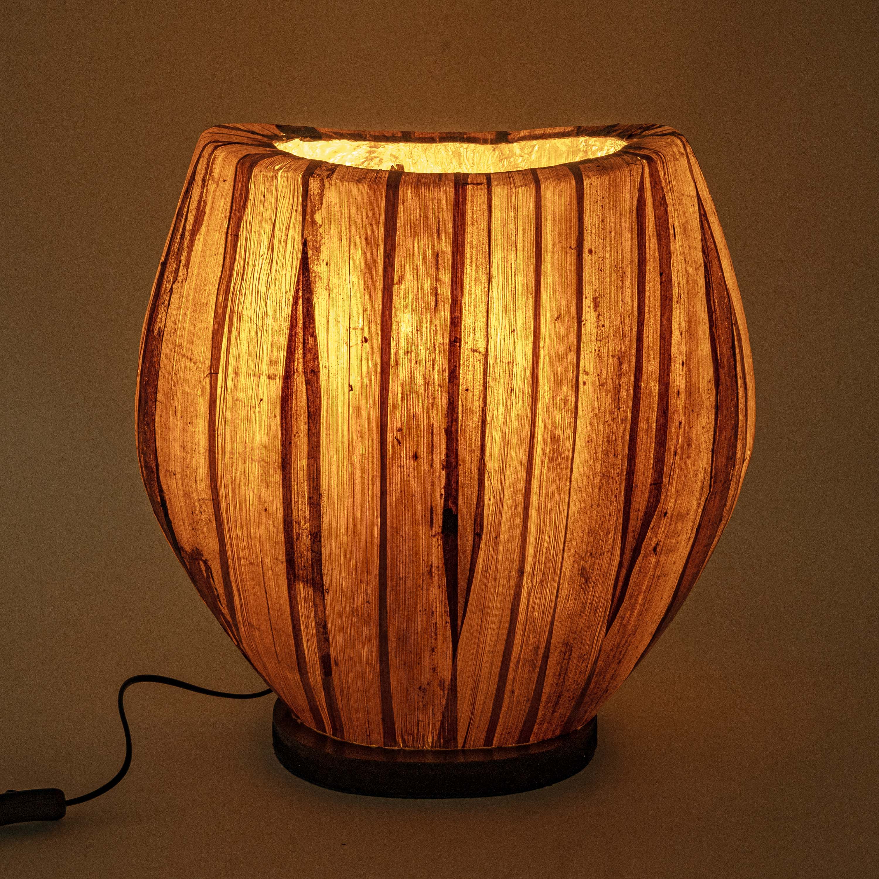 SQUASH TABLE LAMP