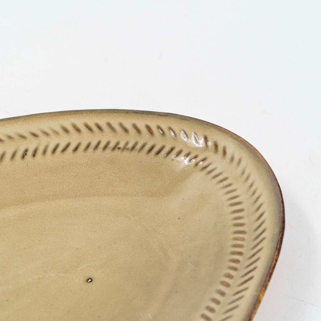 Ivory Gold Ceramic Oval Plate