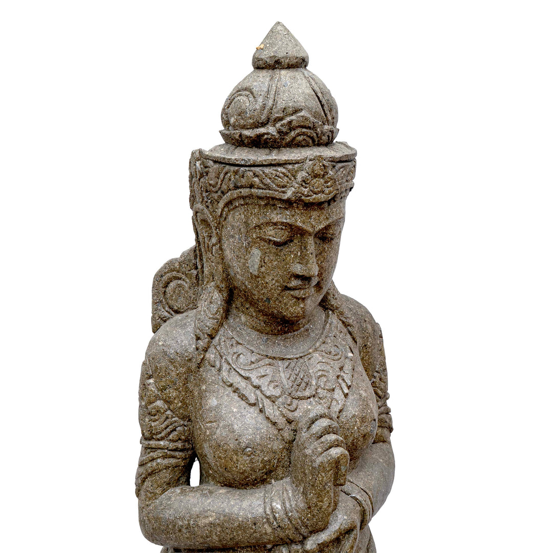 TARA LAMA