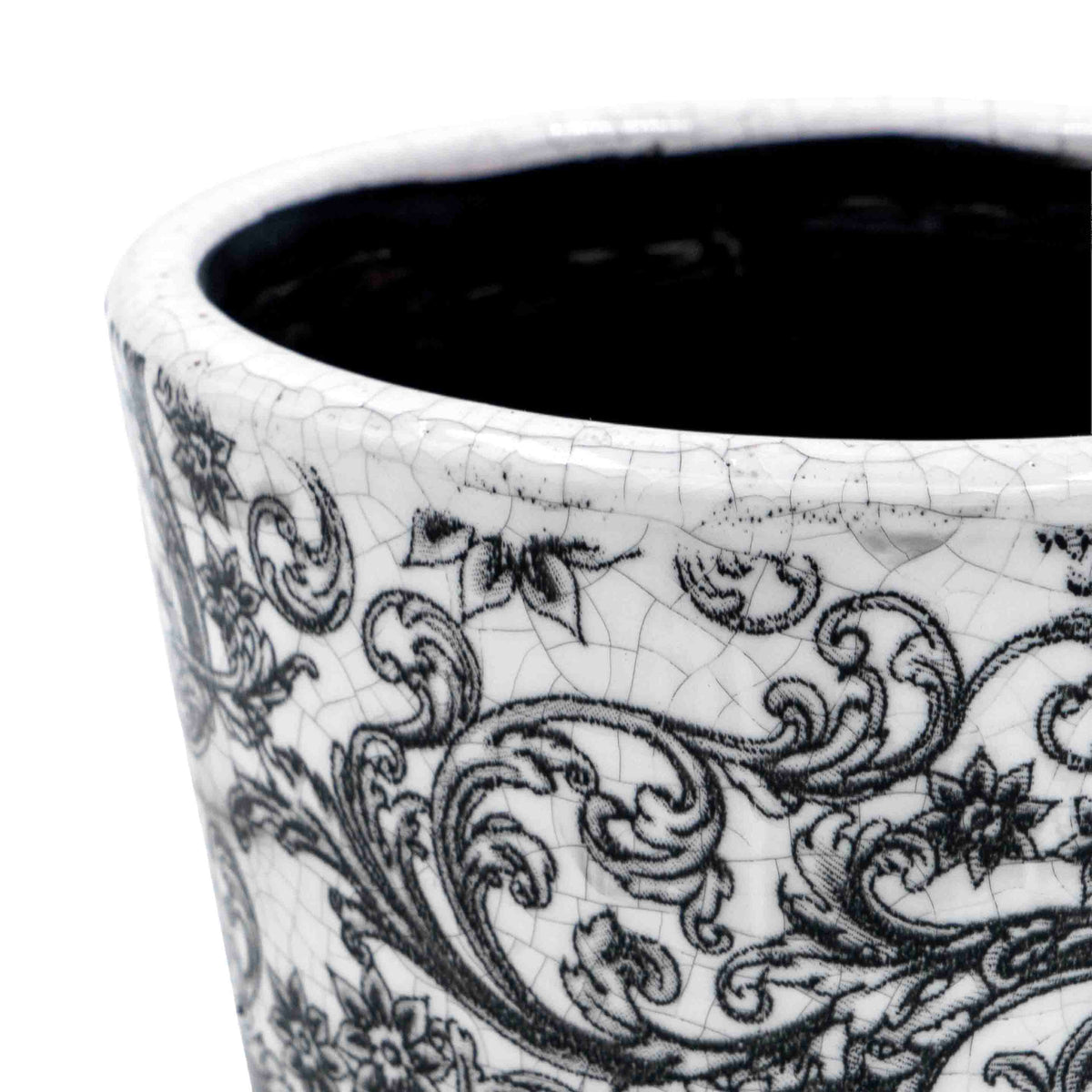 Holly Scroll Pot