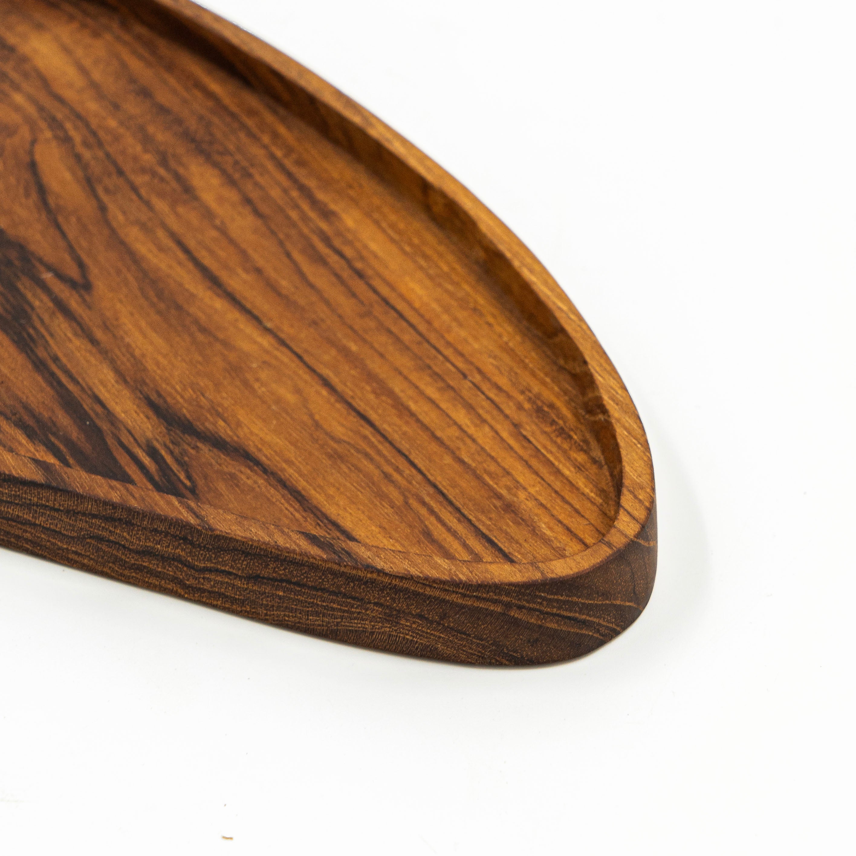 Yarah Teak Wood Trippy Plate
