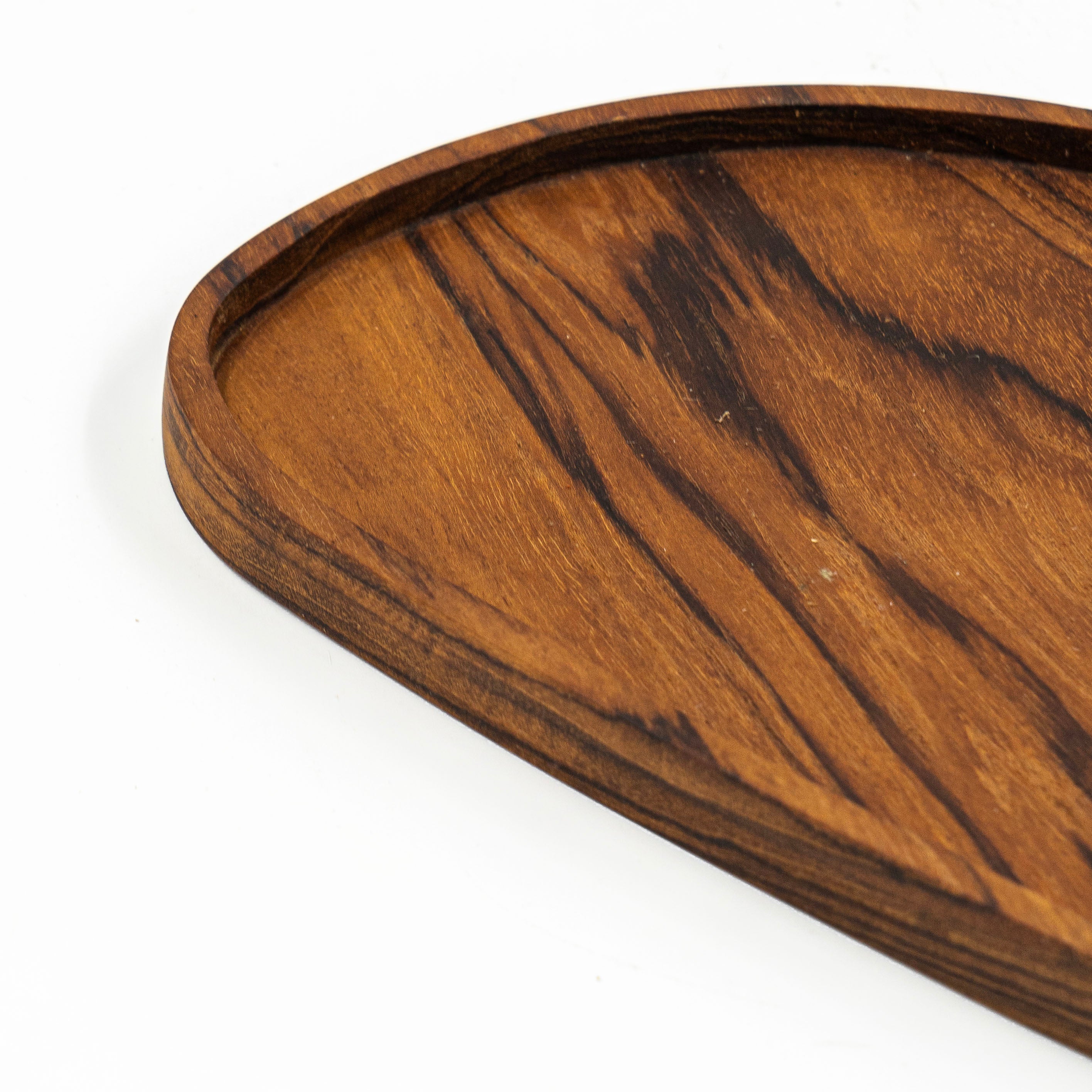 Yarah Teak Wood Trippy Plate