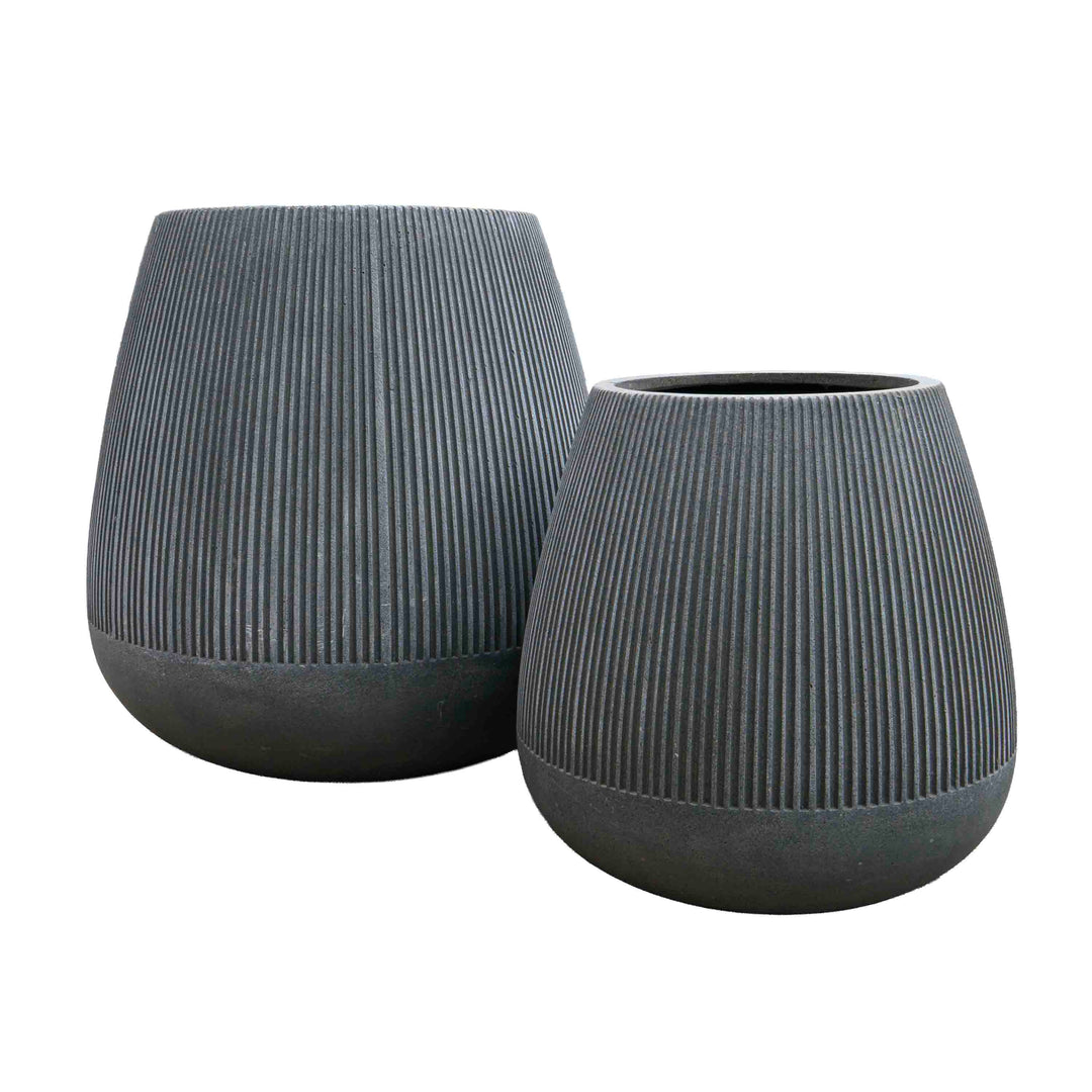 Grey wide polyresin Pot