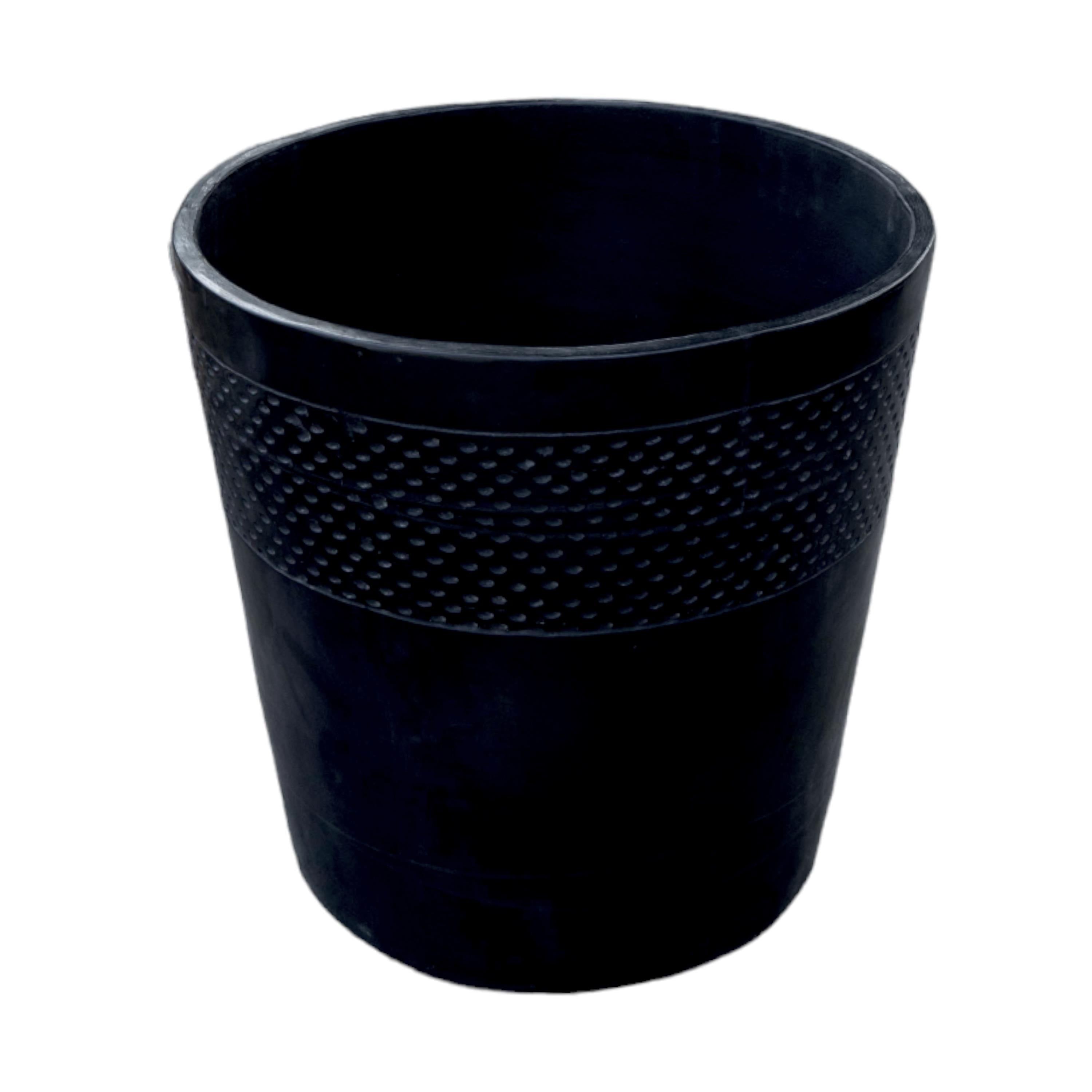 Cone Etched Pot
