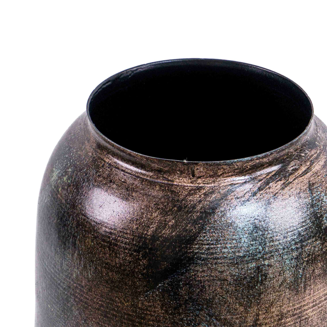 Hilda Metal Planter With Stand