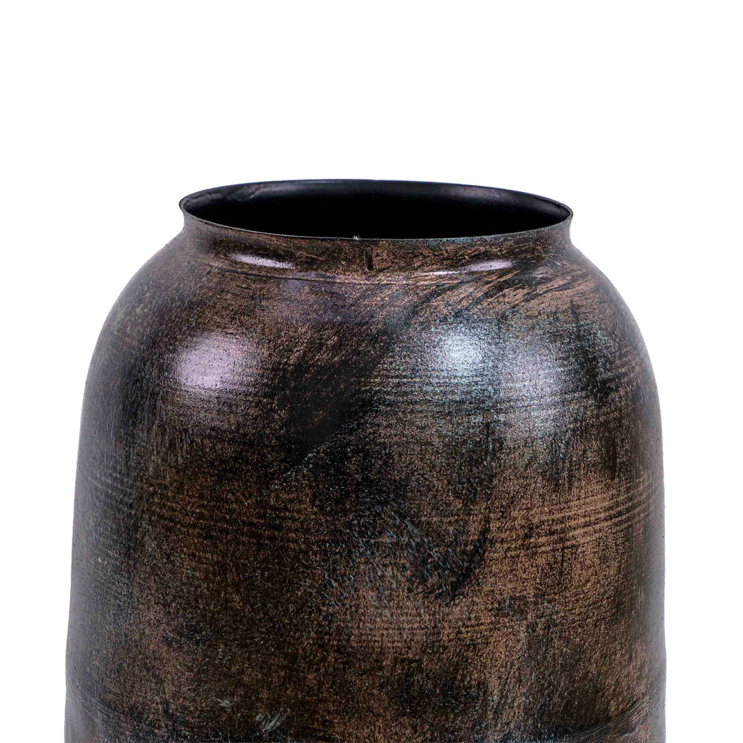 Hilda Metal Planter With Stand