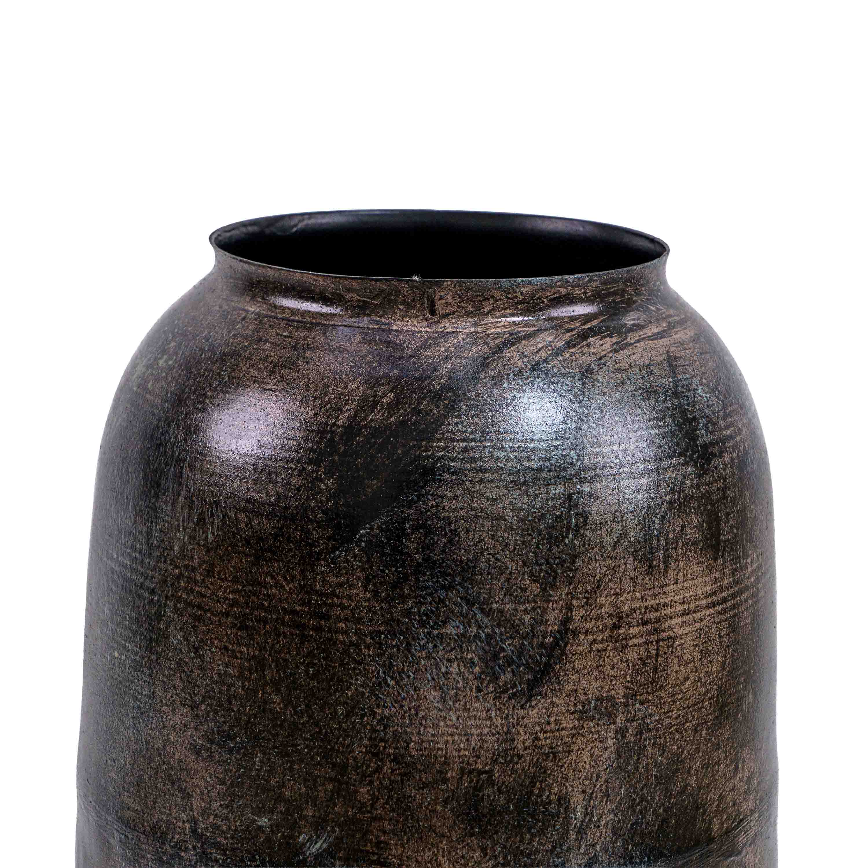 Hilda Metal Planter With Stand