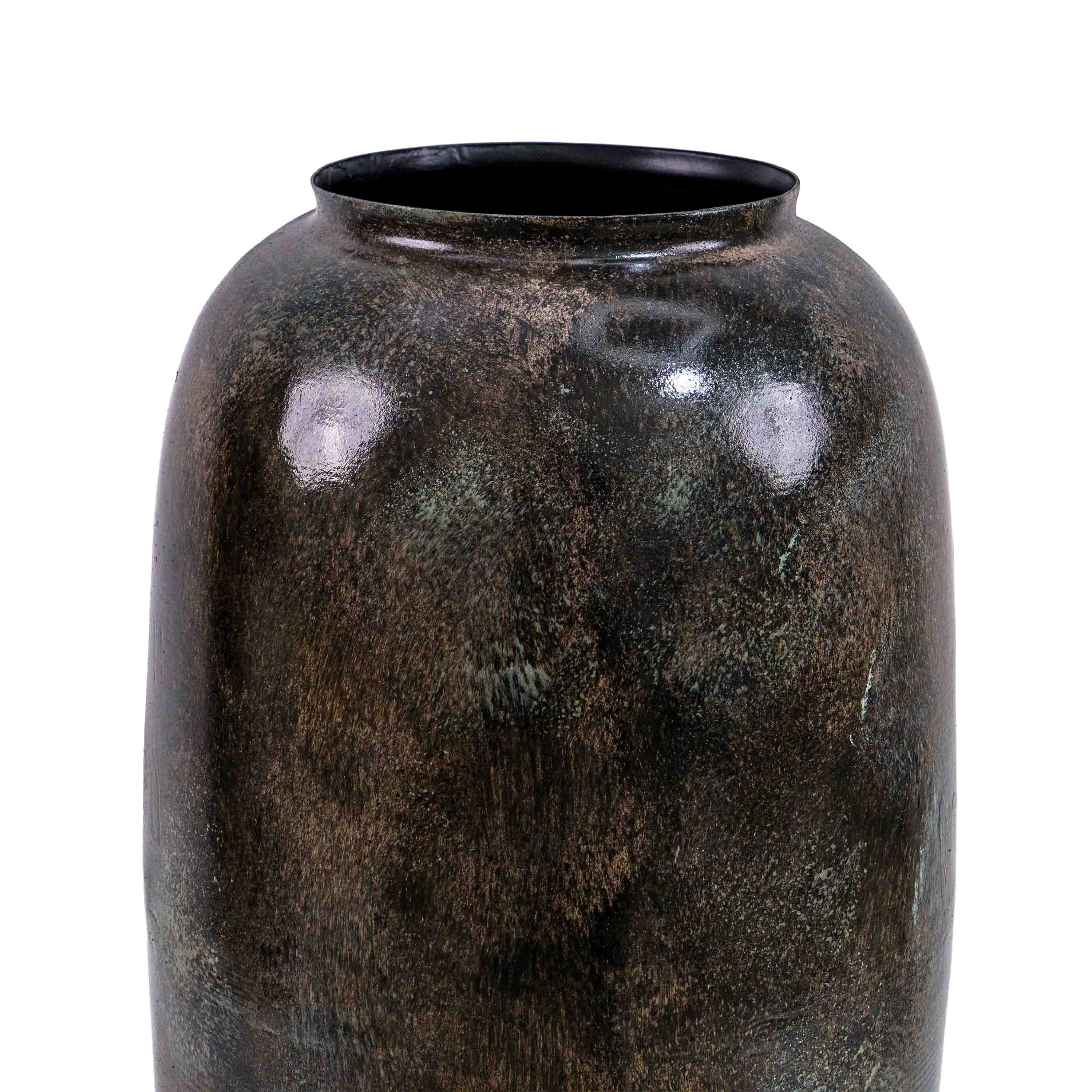 Hilda Metal Planter With Stand