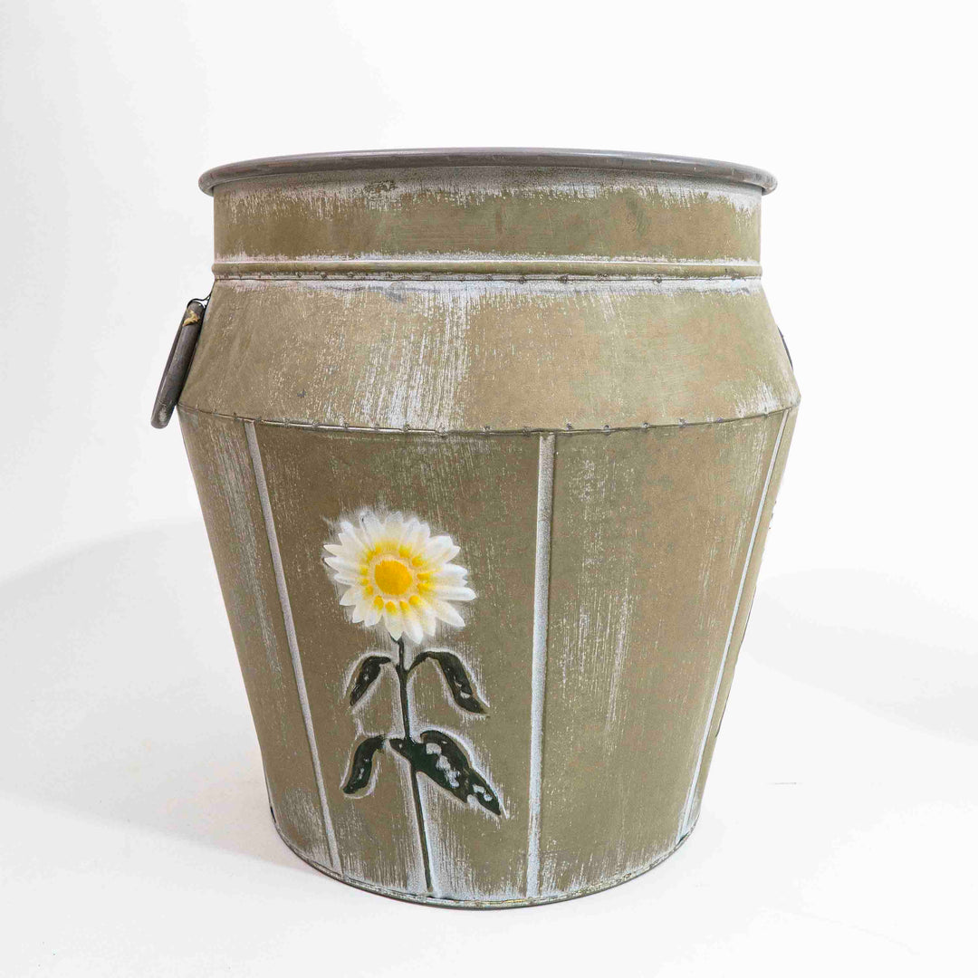 Isy Metal Planter