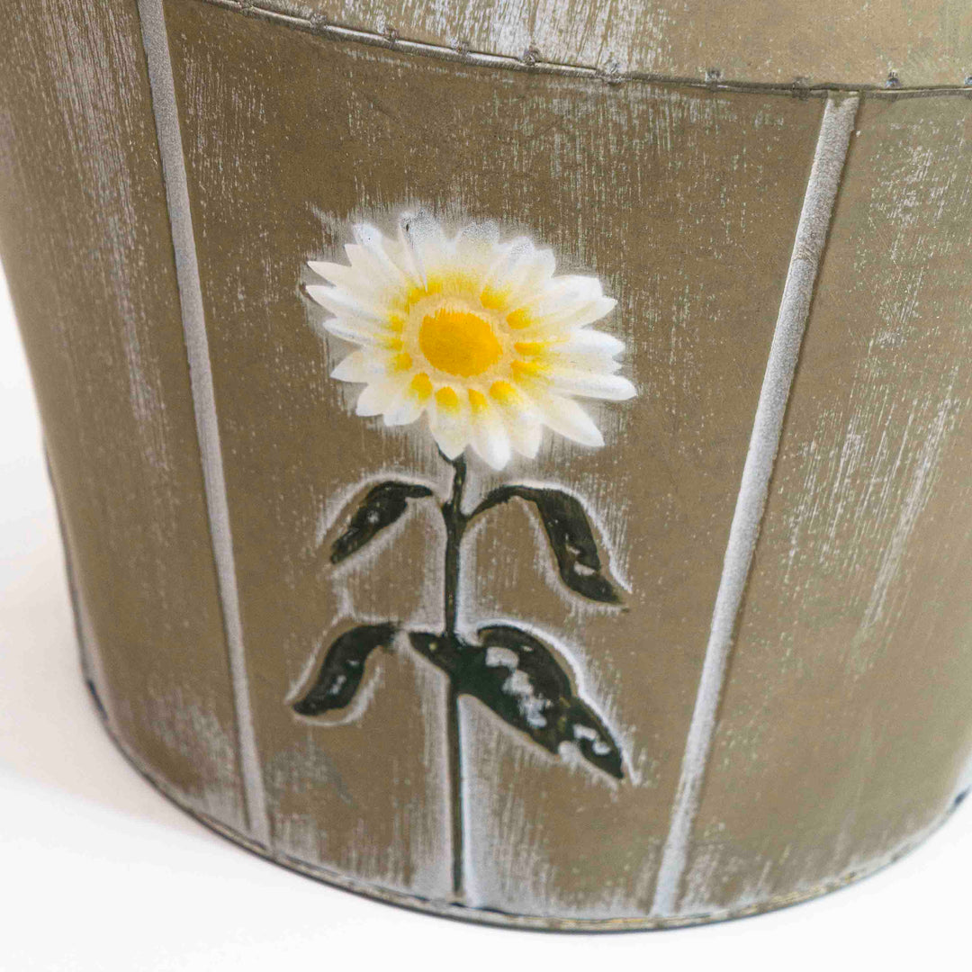 Isy Metal Planter