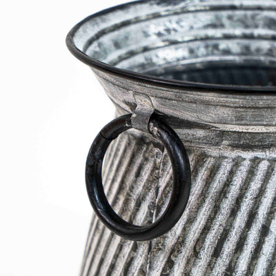 Sela Metal Planter