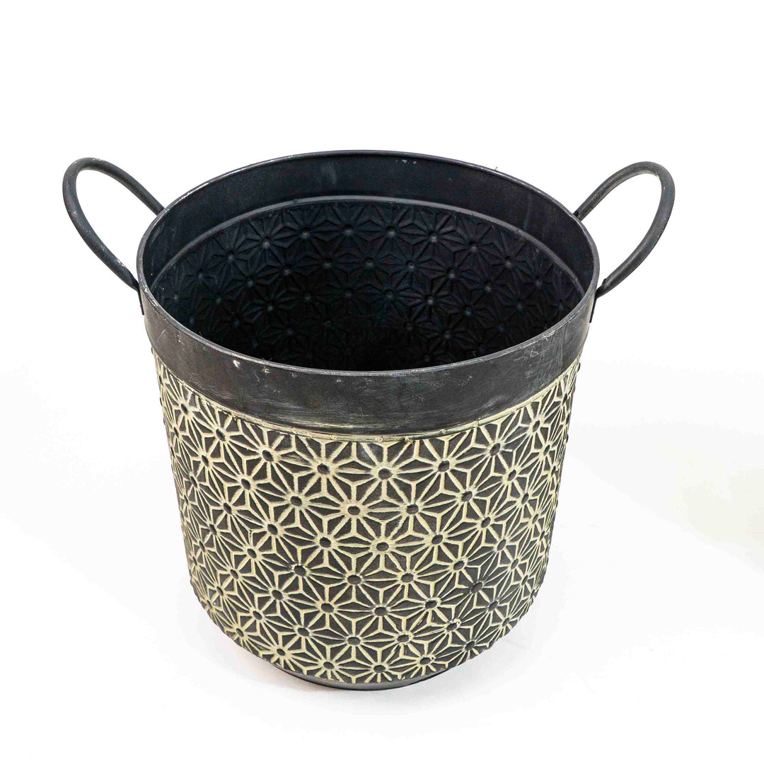 Noa Metal Planter