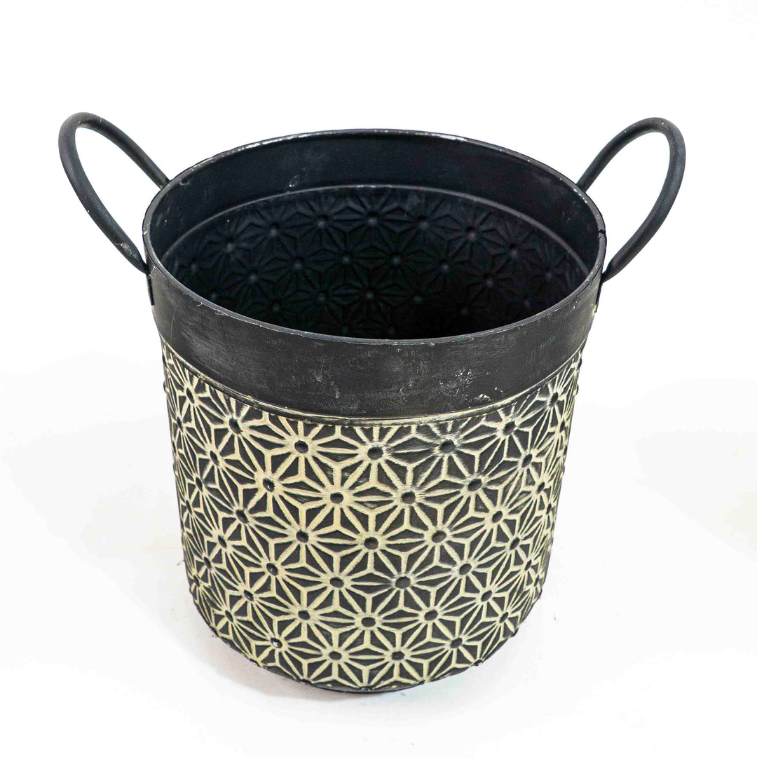 Noa Metal Planter
