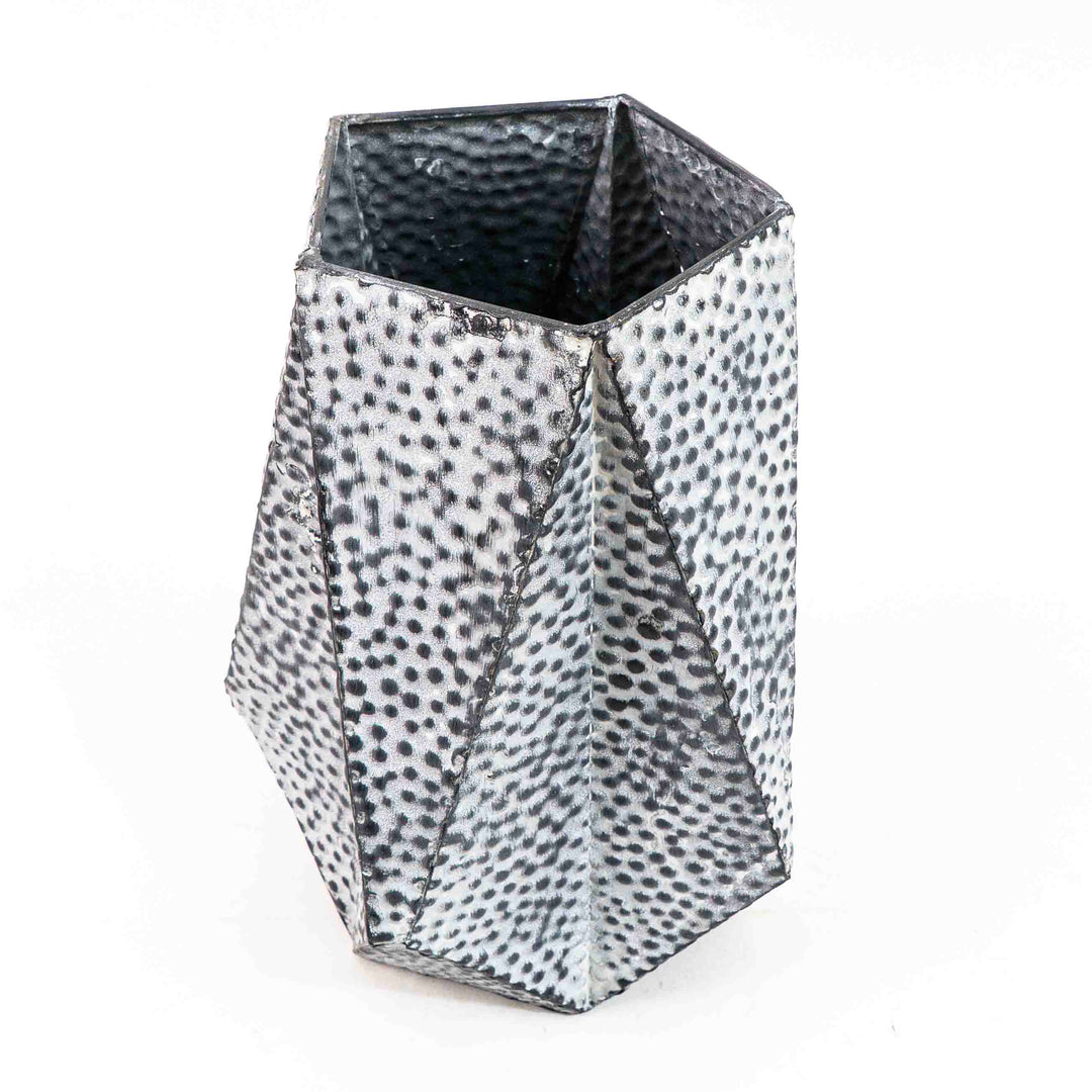 Willa Metal Planter