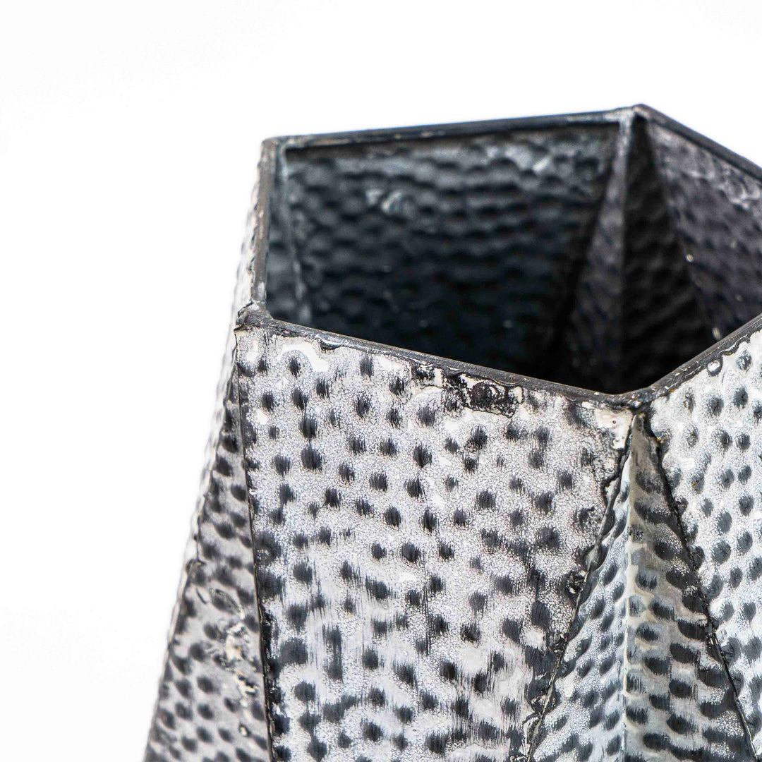 Willa Metal Planter