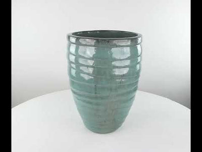 Tall Broad Ruffle Pot