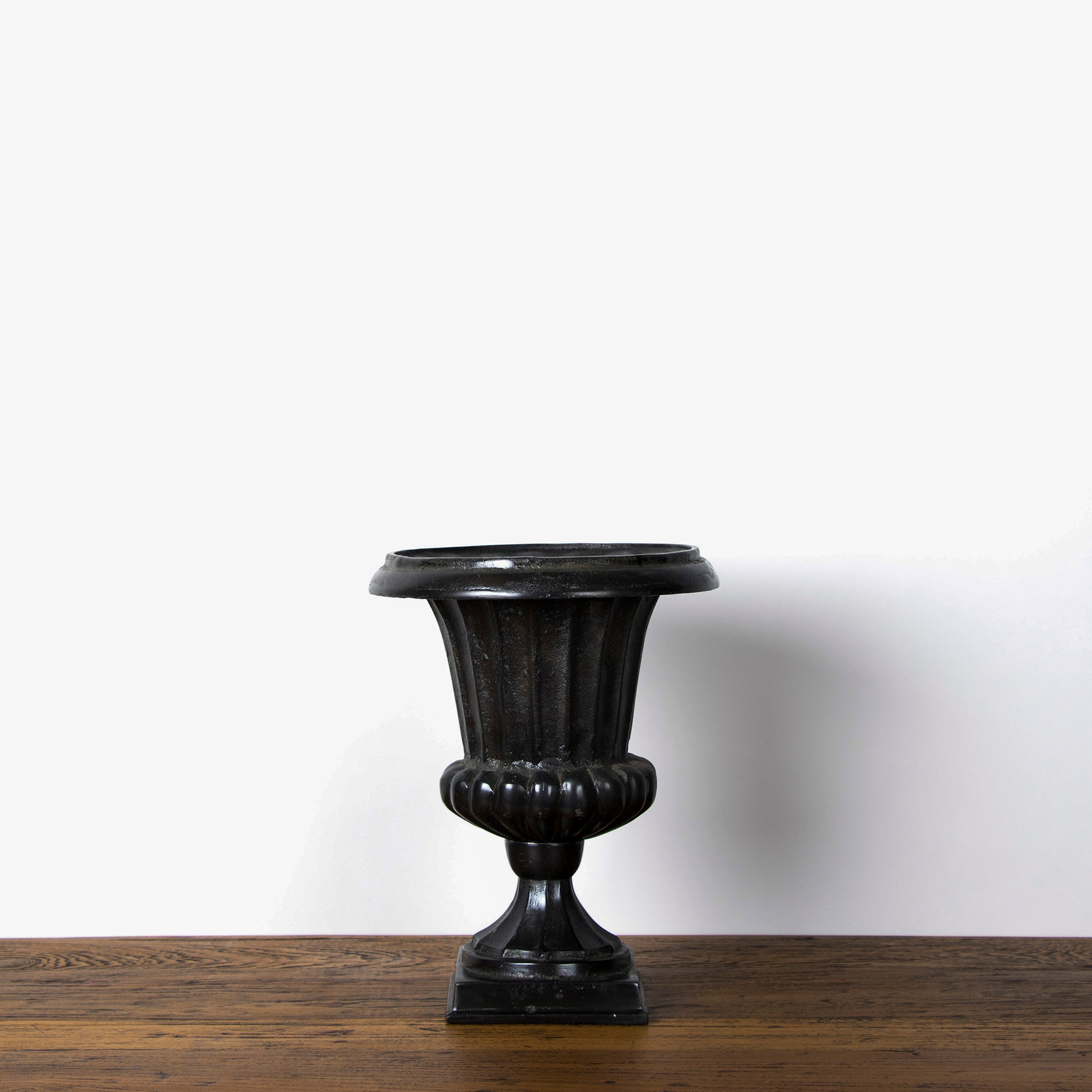Carbon planter