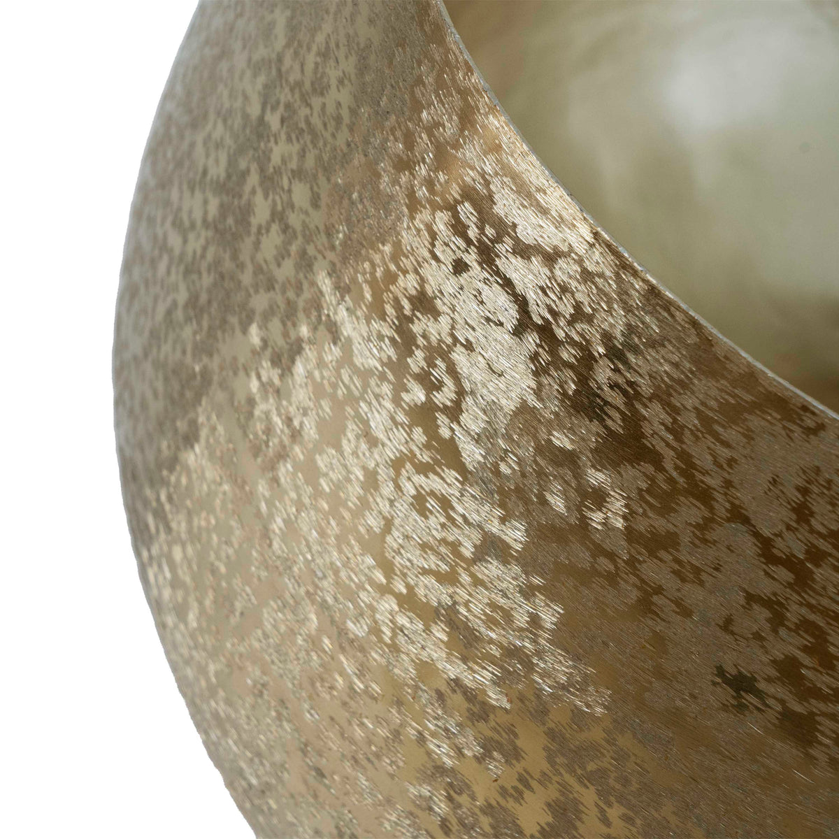 Stout metal Pot