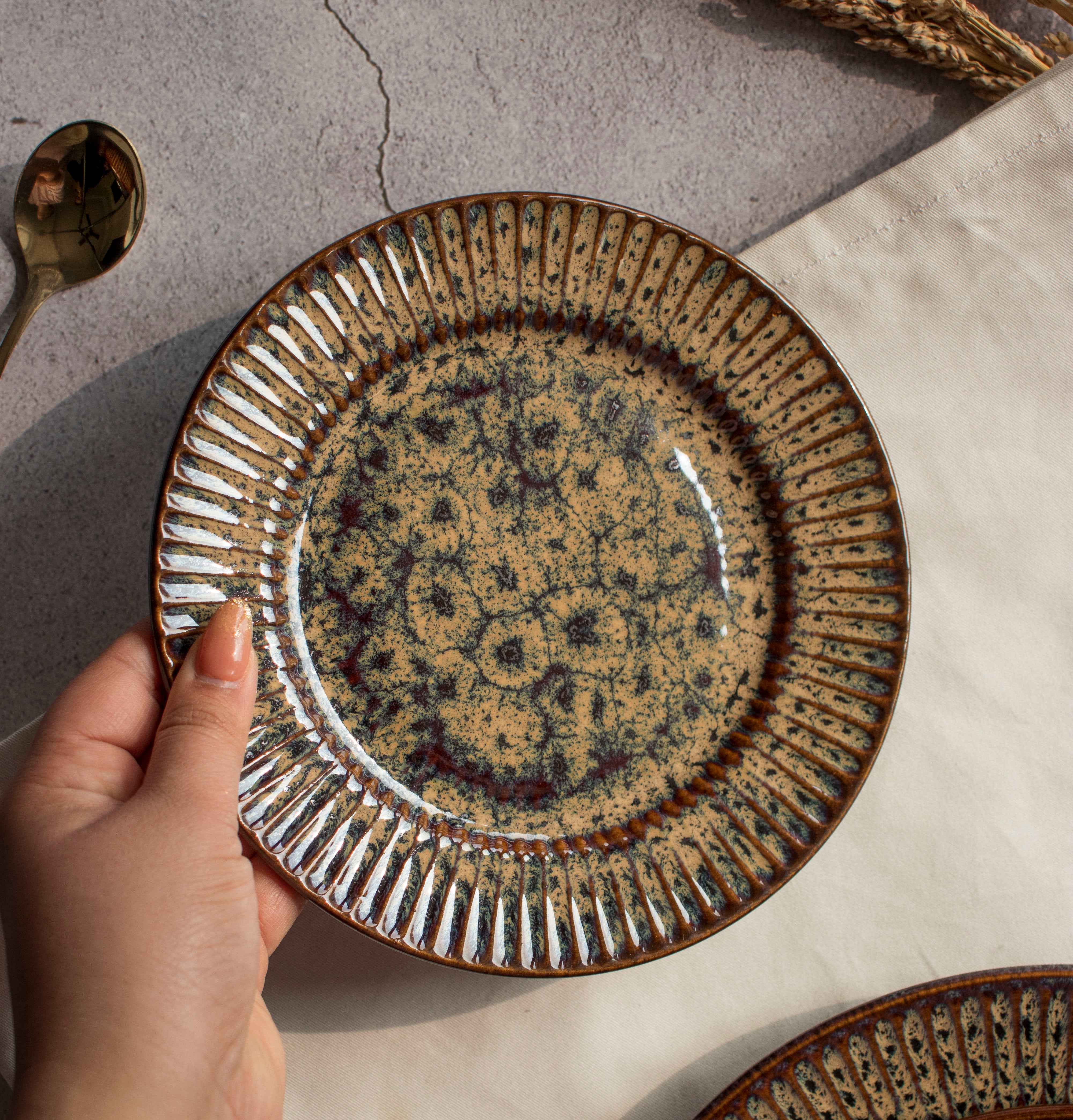 Mocha Quarter Plate