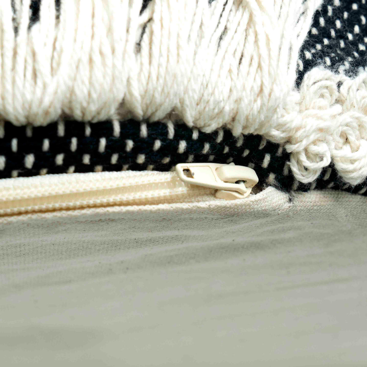 Cotton Pouffe with Fringes