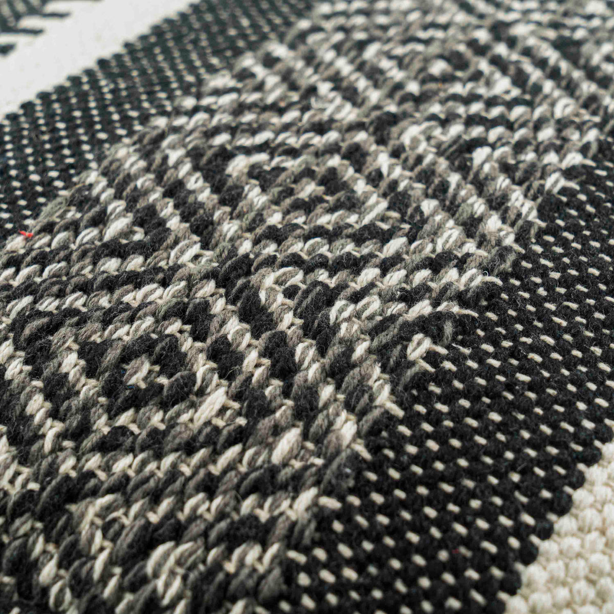 Cotton Pouffe with Fringes