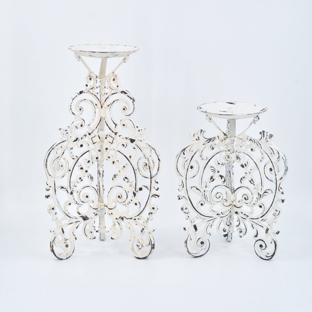 Cast iron candle holder - White